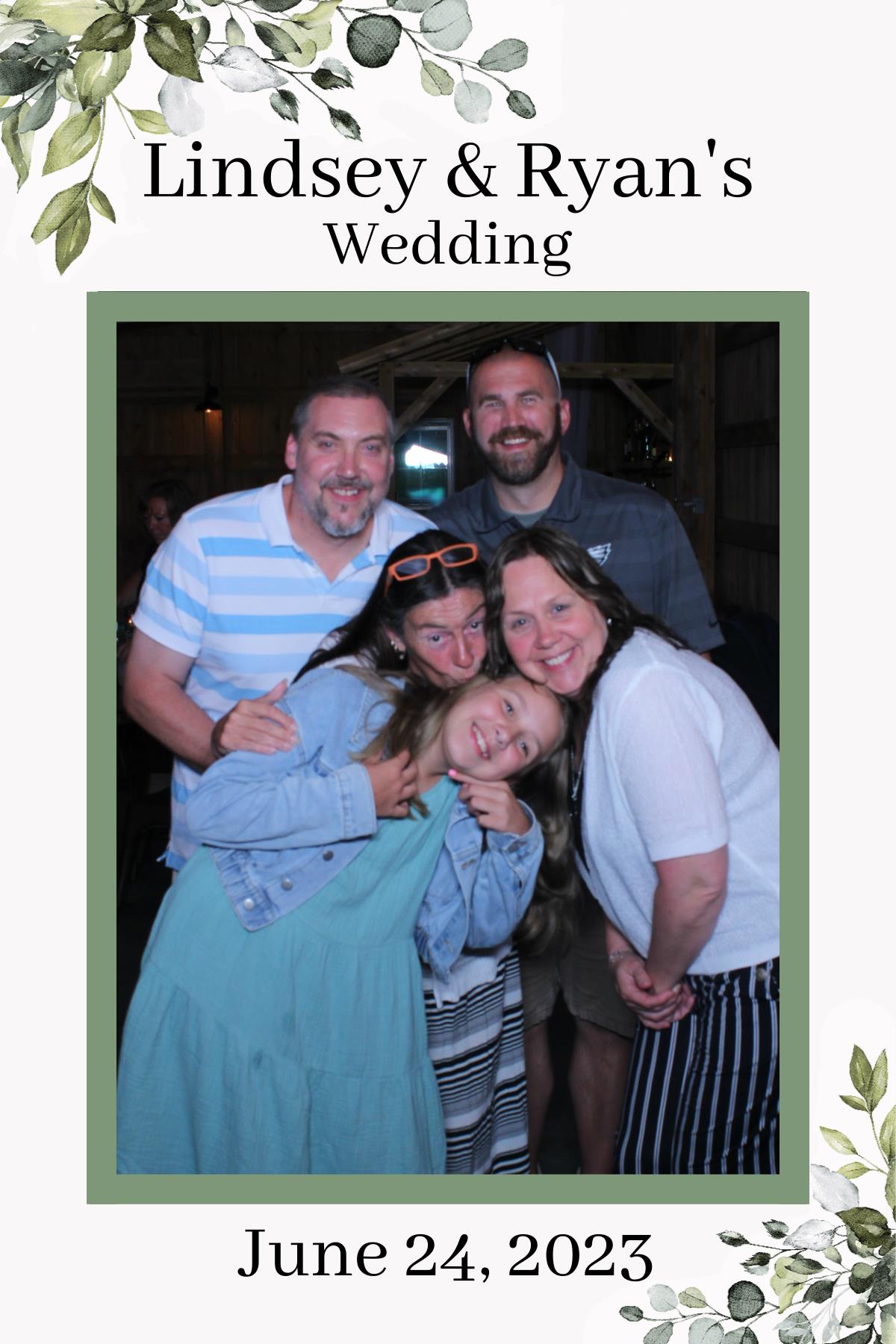 Lindsey & Ryan's Wedding | View more photos from the event at gallery.mainemagicmirror.com/u/MaineMagicMirror/Lindsey-Ryans-Wedding