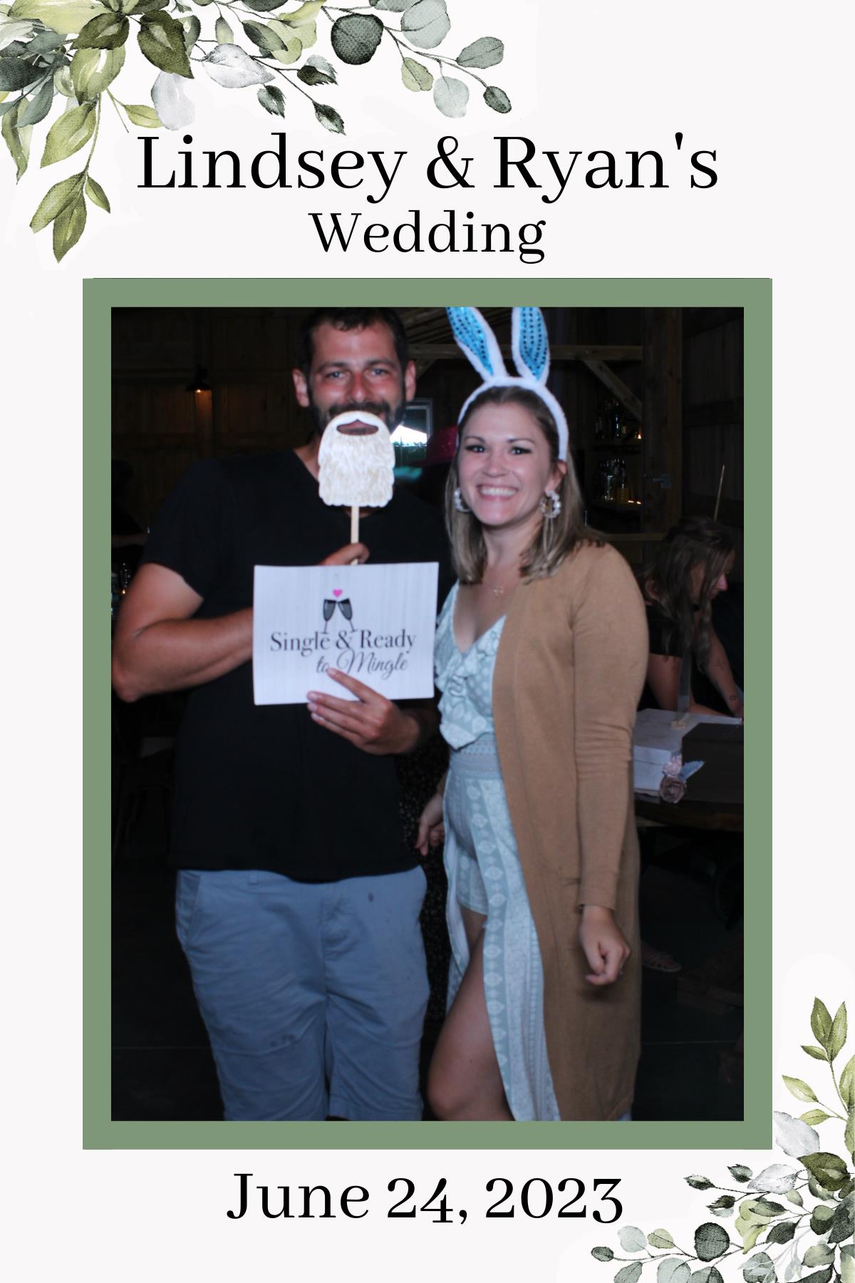 Lindsey & Ryan's Wedding | View more photos from the event at gallery.mainemagicmirror.com/u/MaineMagicMirror/Lindsey-Ryans-Wedding