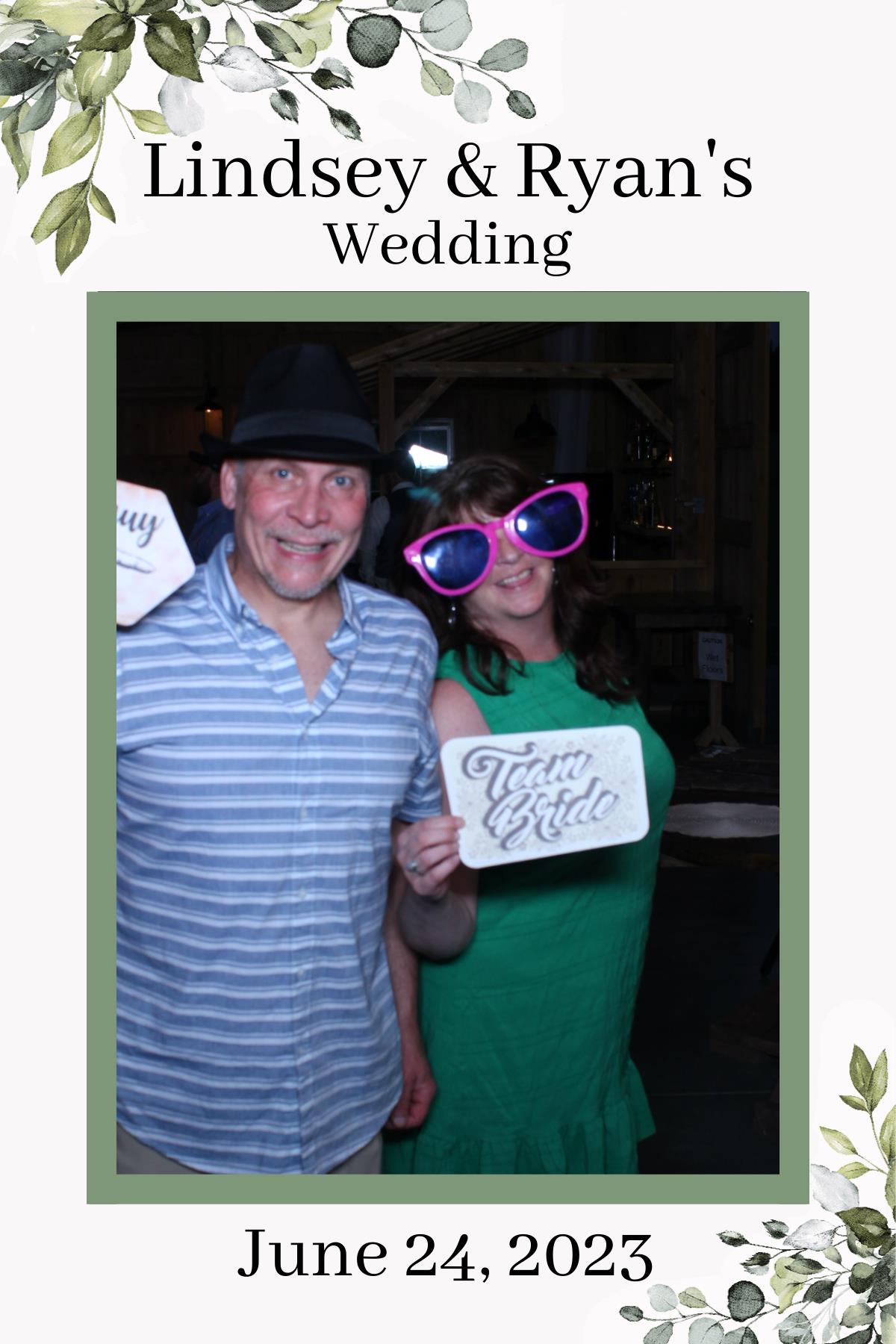Lindsey & Ryan's Wedding | View more photos from the event at gallery.mainemagicmirror.com/u/MaineMagicMirror/Lindsey-Ryans-Wedding