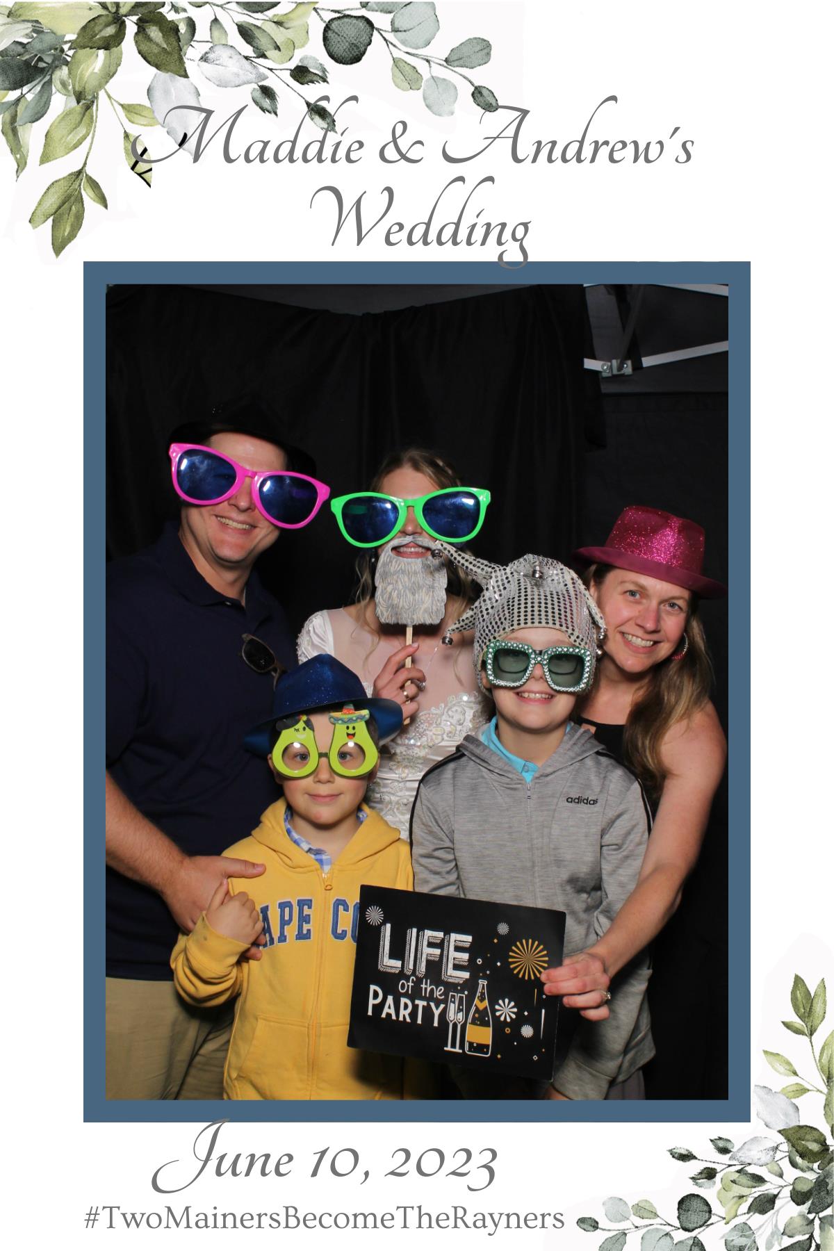 Maddie & Andrew's Wedding | View more photos from the event at gallery.mainemagicmirror.com/u/MaineMagicMirror/Maddie-Andrews-Wedding