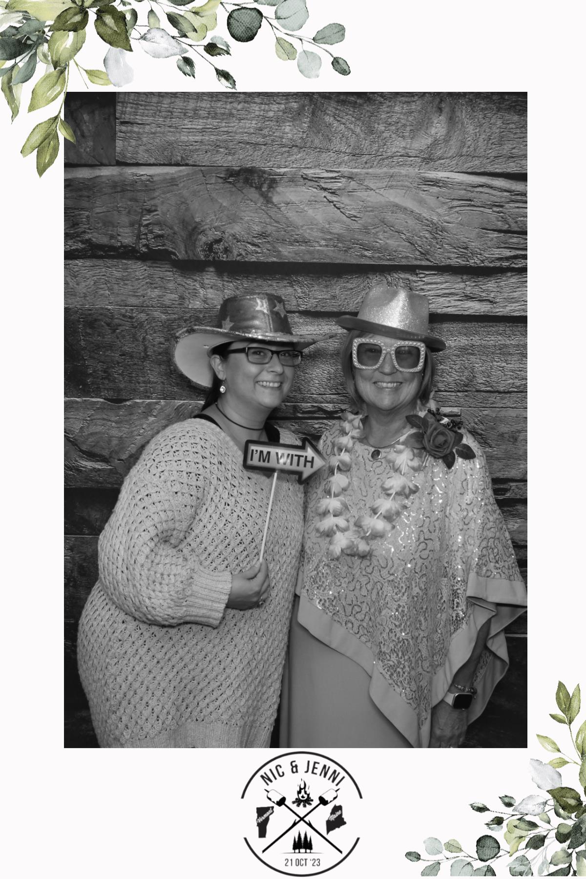 Nic & Jenni's Wedding | View more photos from the event at gallery.mainemagicmirror.com/u/MaineMagicMirror/Nic-Jennis-Wedding