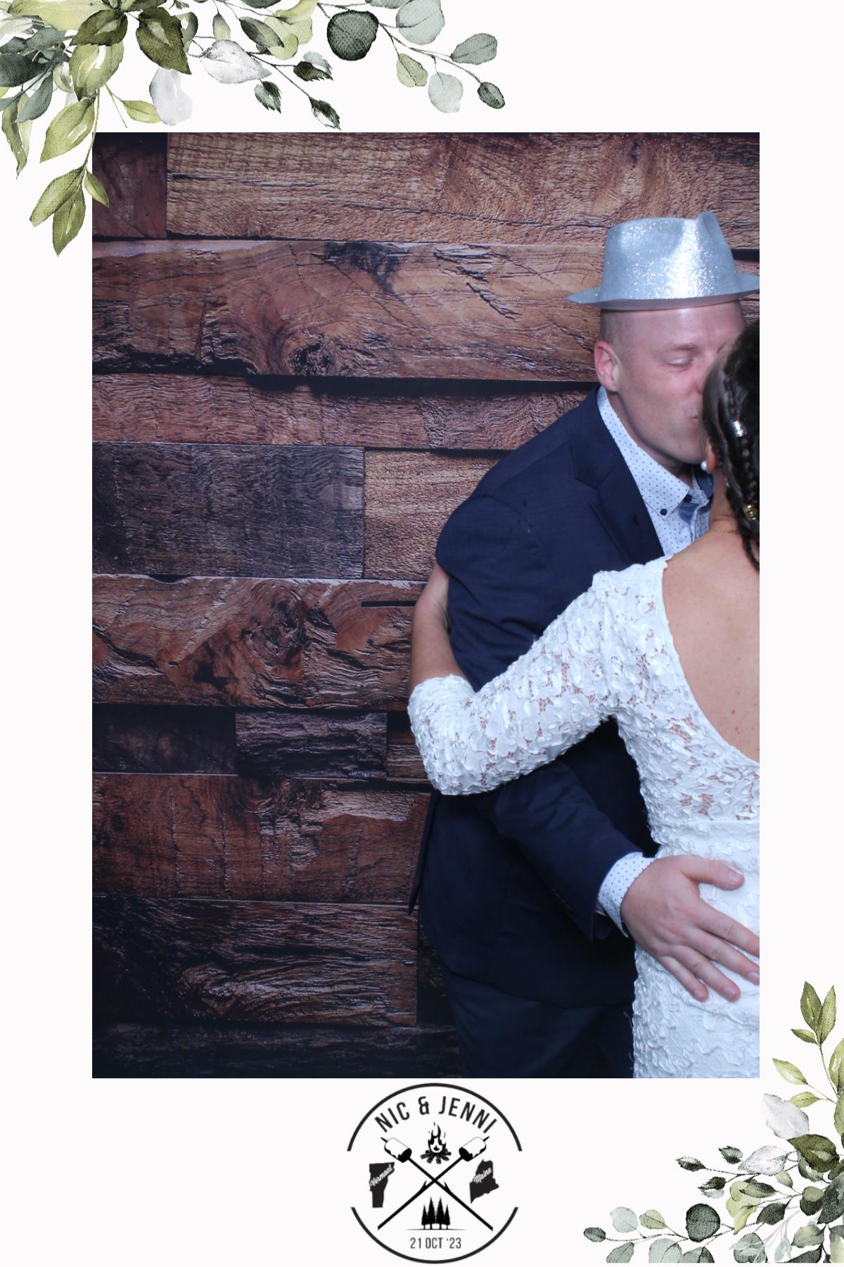 Nic & Jenni's Wedding | View more photos from the event at gallery.mainemagicmirror.com/u/MaineMagicMirror/Nic-Jennis-Wedding