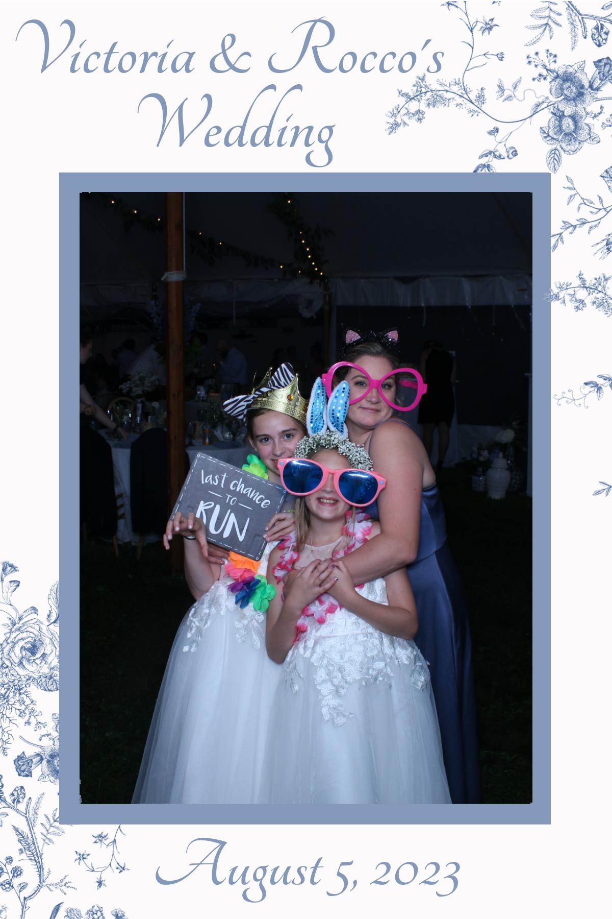 Victoria & Rocco's Wedding | View more photos from the event at gallery.mainemagicmirror.com/u/MaineMagicMirror/Victoria-Roccos-Wedding