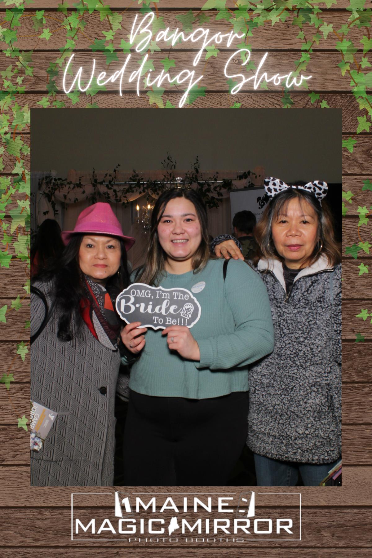 Cross Ins Ctr Wedding Show 2024 | View more photos from the event at gallery.mainemagicmirror.com/u/MaineMagicMirror/Cross-Ins-Ctr-Wedding-Show-2024