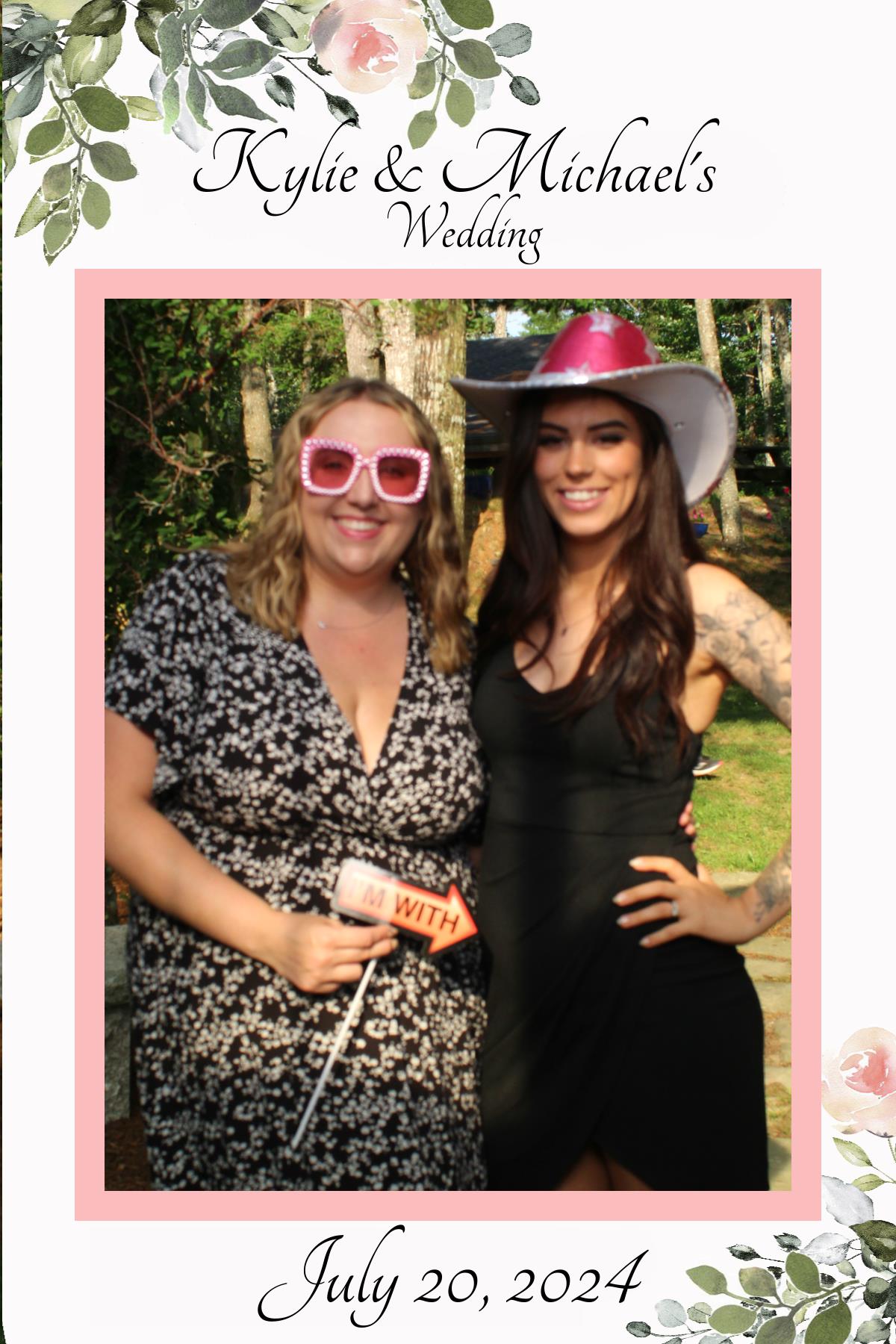Kylie & Michael's Wedding | View more photos from the event at gallery.mainemagicmirror.com/u/MaineMagicMirror/Kylie-Michaels-Wedding