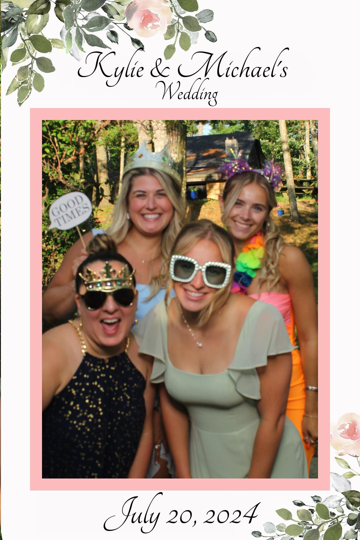 Kylie & Michael's Wedding | View more photos from the event at gallery.mainemagicmirror.com/u/MaineMagicMirror/Kylie-Michaels-Wedding