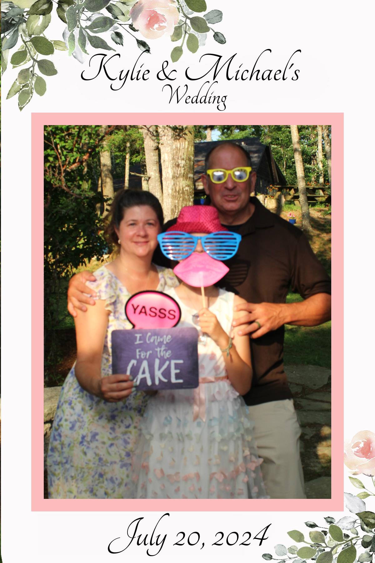 Kylie & Michael's Wedding | View more photos from the event at gallery.mainemagicmirror.com/u/MaineMagicMirror/Kylie-Michaels-Wedding
