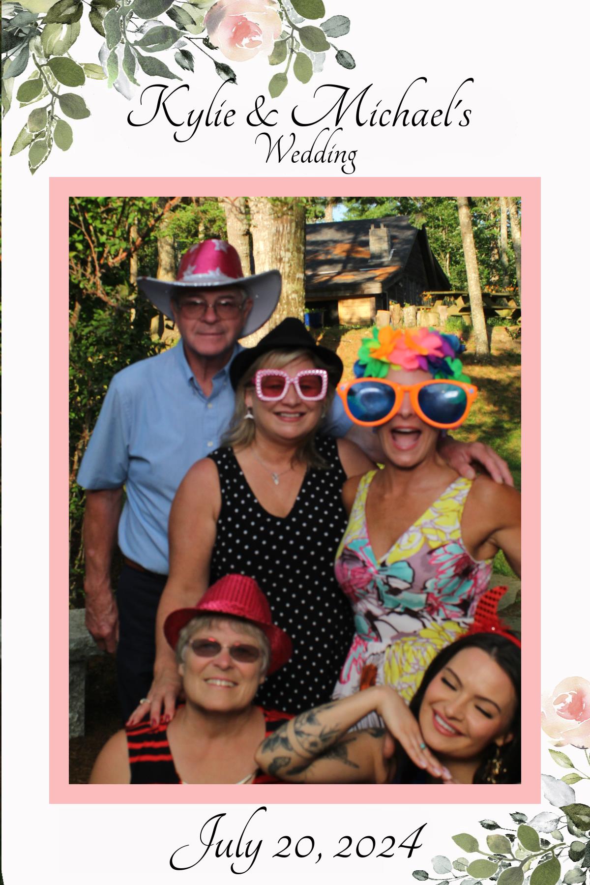 Kylie & Michael's Wedding | View more photos from the event at gallery.mainemagicmirror.com/u/MaineMagicMirror/Kylie-Michaels-Wedding