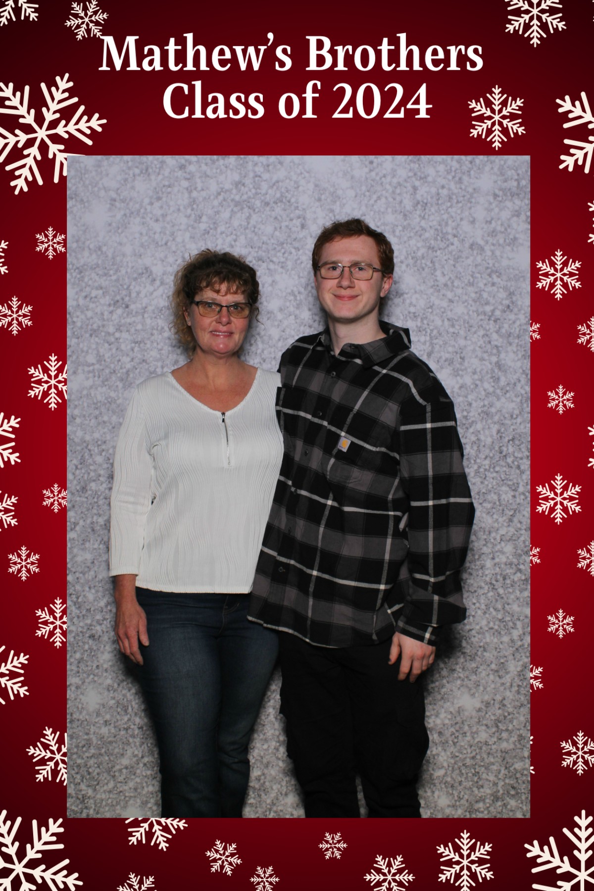 Mathew's Brothers Holiday Party | View more photos from the event at gallery.mainemagicmirror.com/u/MaineMagicMirror/Mathews-Brothers-Holiday-Party
