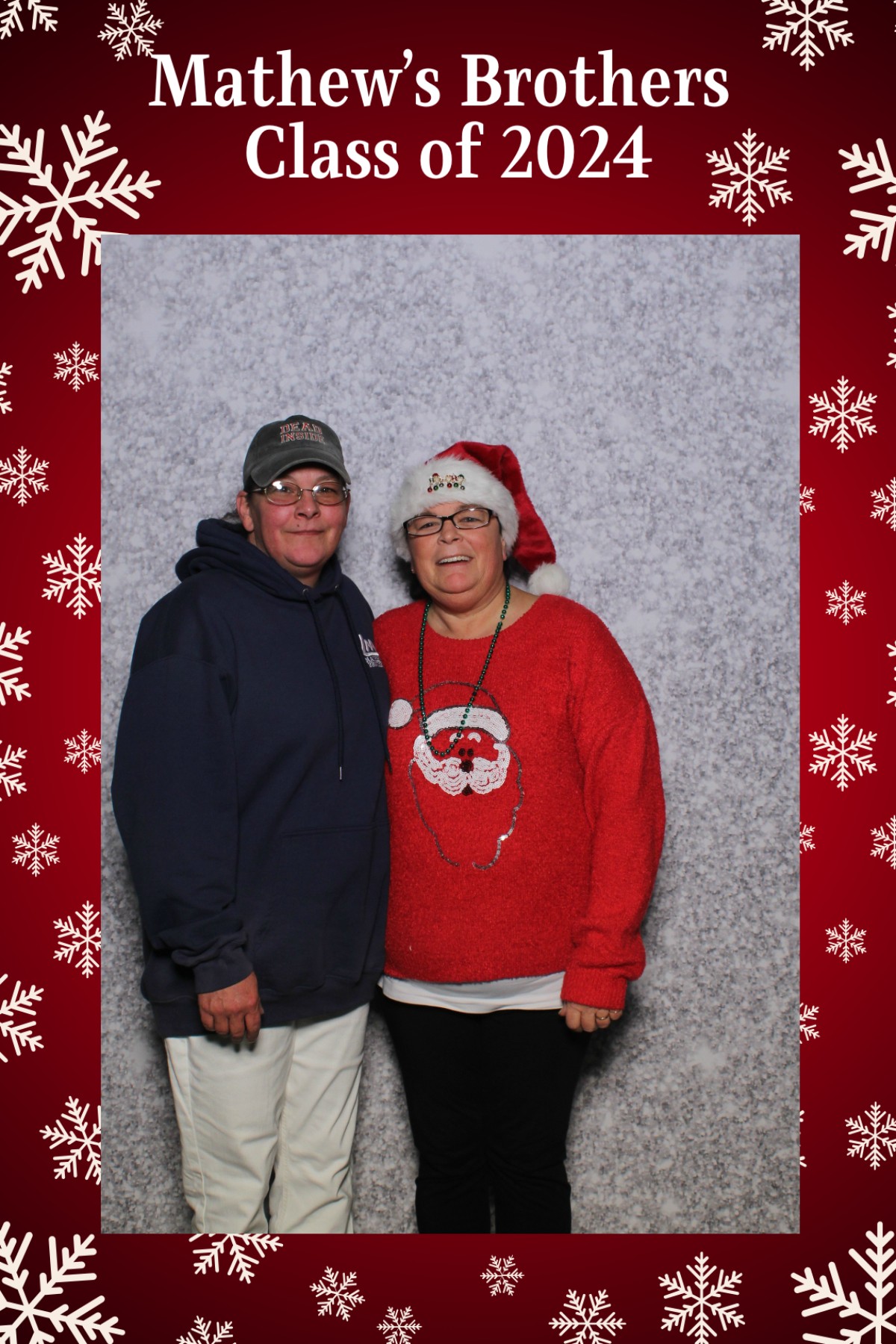 Mathew's Brothers Holiday Party | View more photos from the event at gallery.mainemagicmirror.com/u/MaineMagicMirror/Mathews-Brothers-Holiday-Party