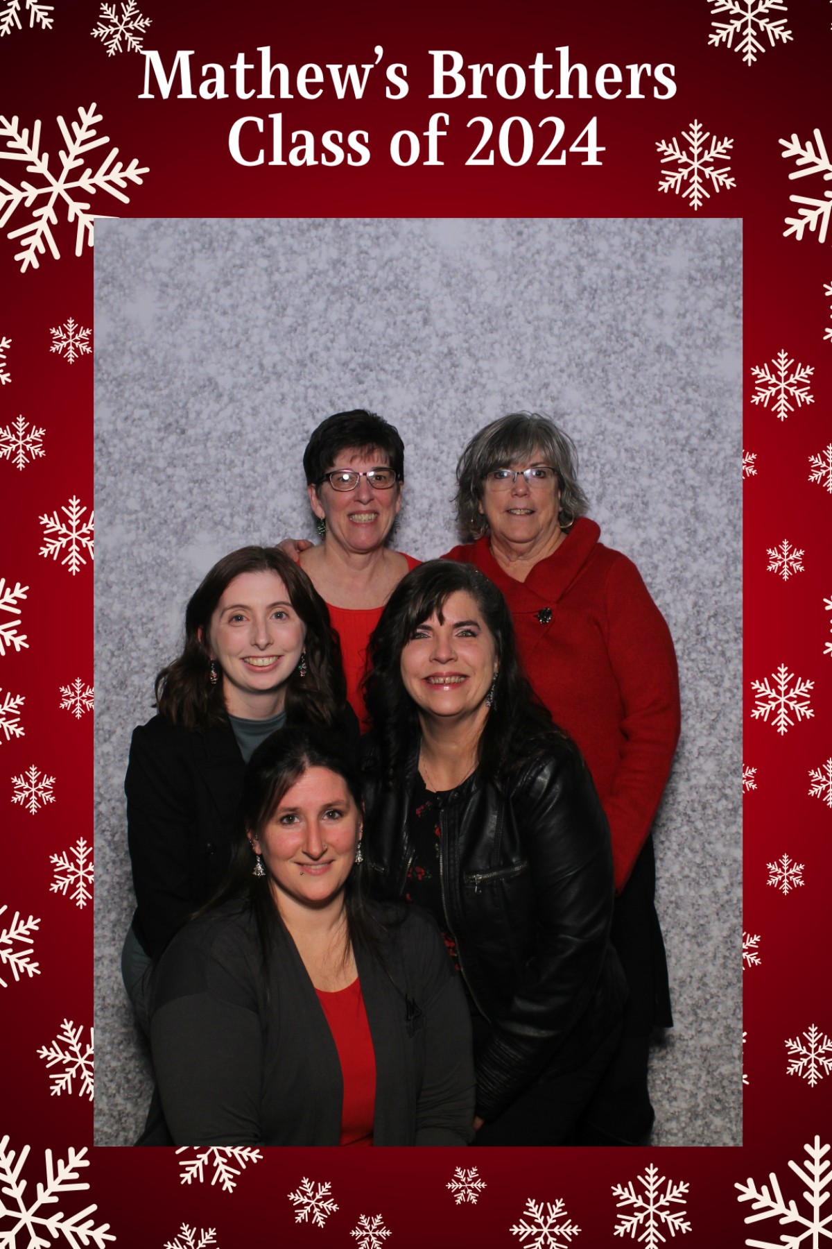 Mathew's Brothers Holiday Party | View more photos from the event at gallery.mainemagicmirror.com/u/MaineMagicMirror/Mathews-Brothers-Holiday-Party