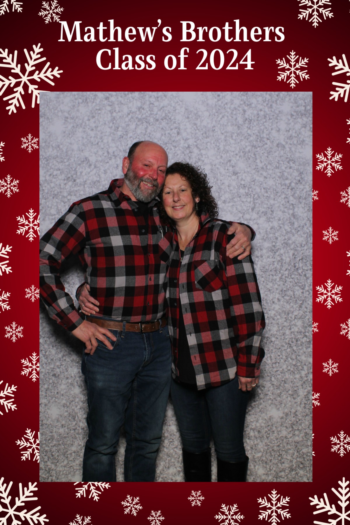Mathew's Brothers Holiday Party | View more photos from the event at gallery.mainemagicmirror.com/u/MaineMagicMirror/Mathews-Brothers-Holiday-Party