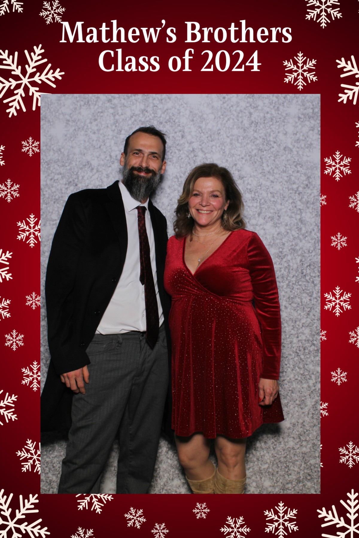 Mathew's Brothers Holiday Party | View more photos from the event at gallery.mainemagicmirror.com/u/MaineMagicMirror/Mathews-Brothers-Holiday-Party