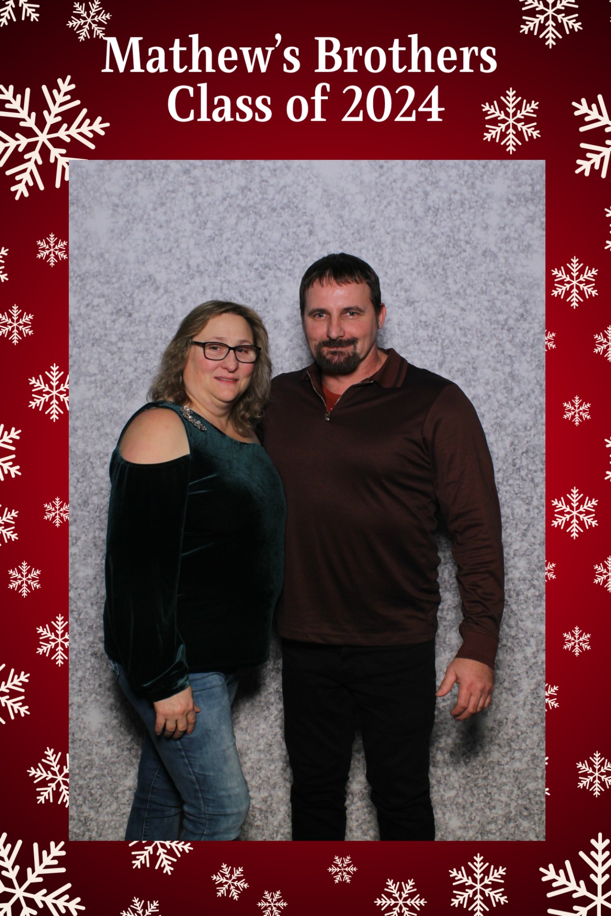 Mathew's Brothers Holiday Party | View more photos from the event at gallery.mainemagicmirror.com/u/MaineMagicMirror/Mathews-Brothers-Holiday-Party