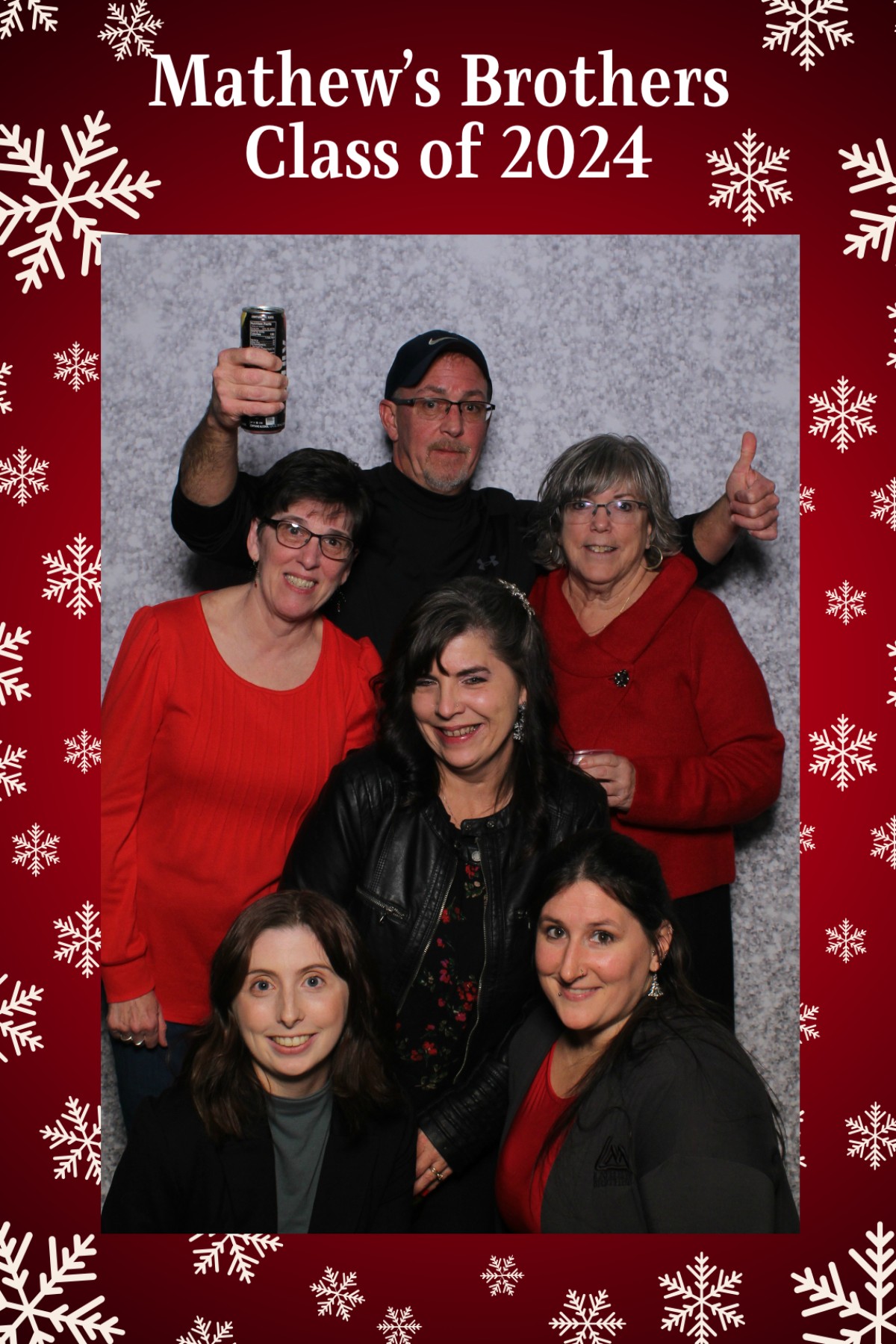 Mathew's Brothers Holiday Party | View more photos from the event at gallery.mainemagicmirror.com/u/MaineMagicMirror/Mathews-Brothers-Holiday-Party