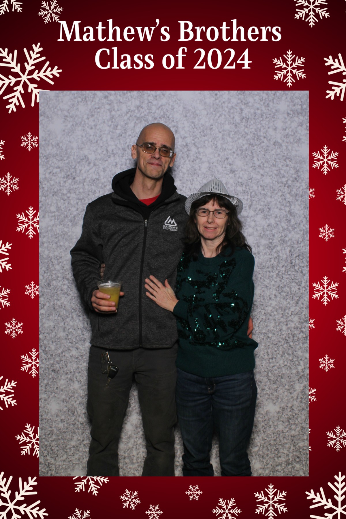Mathew's Brothers Holiday Party | View more photos from the event at gallery.mainemagicmirror.com/u/MaineMagicMirror/Mathews-Brothers-Holiday-Party