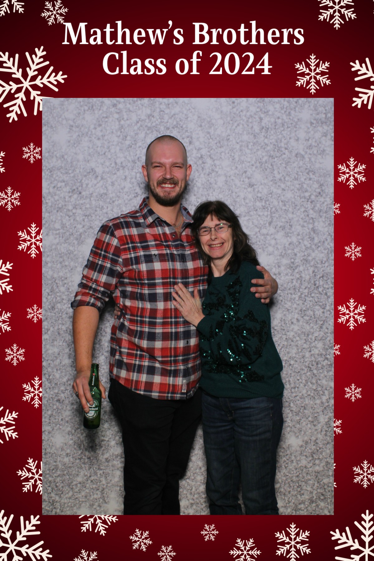 Mathew's Brothers Holiday Party | View more photos from the event at gallery.mainemagicmirror.com/u/MaineMagicMirror/Mathews-Brothers-Holiday-Party