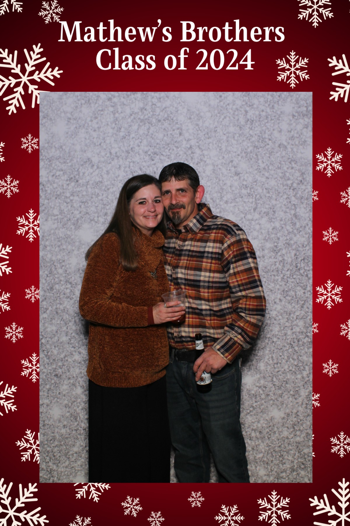 Mathew's Brothers Holiday Party | View more photos from the event at gallery.mainemagicmirror.com/u/MaineMagicMirror/Mathews-Brothers-Holiday-Party