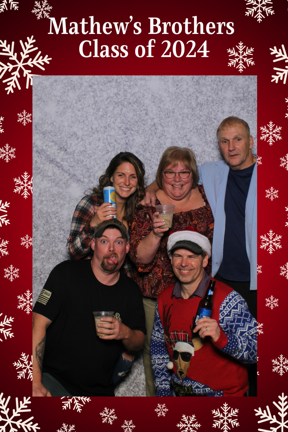 Mathew's Brothers Holiday Party | View more photos from the event at gallery.mainemagicmirror.com/u/MaineMagicMirror/Mathews-Brothers-Holiday-Party