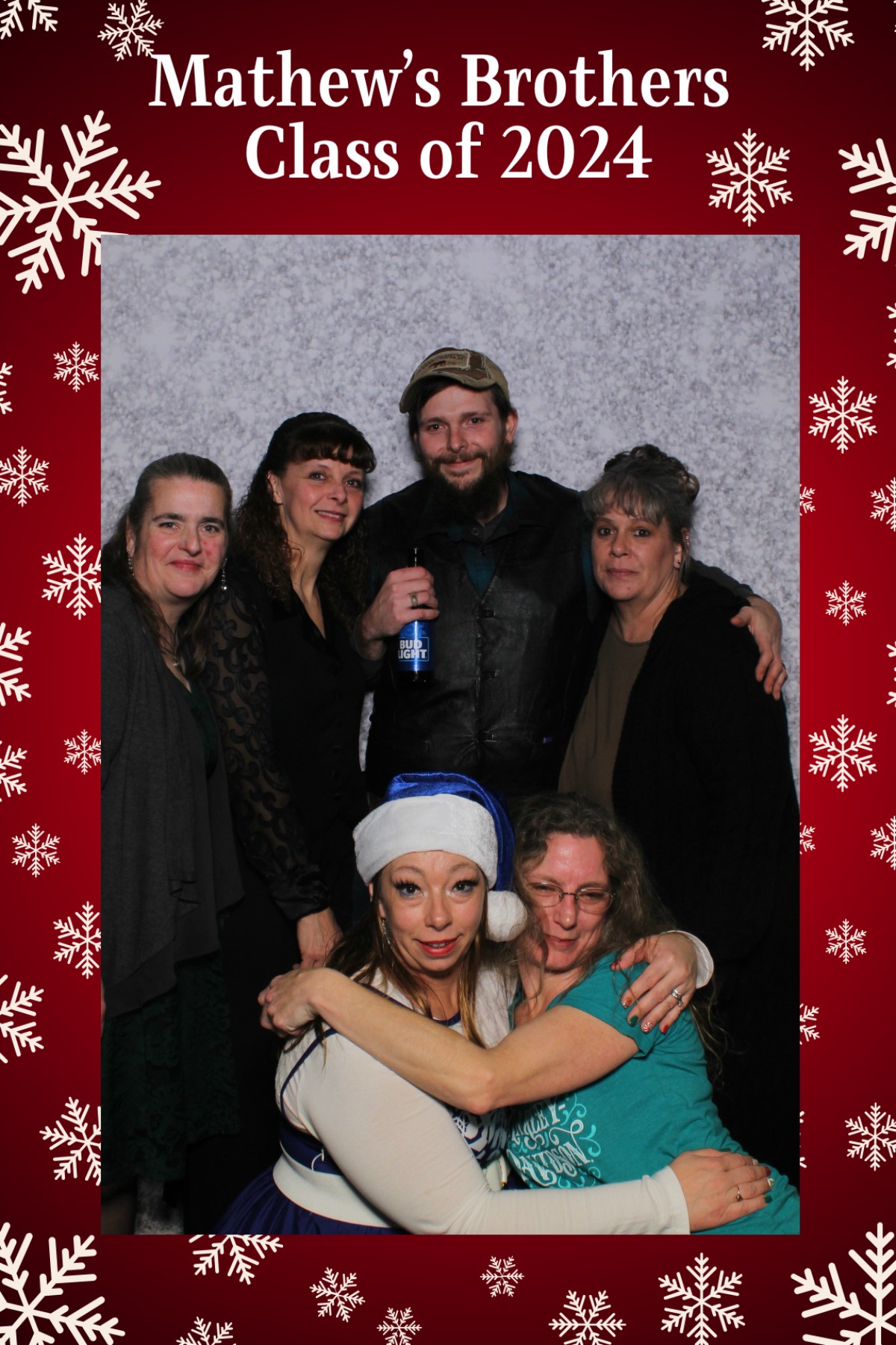 Mathew's Brothers Holiday Party | View more photos from the event at gallery.mainemagicmirror.com/u/MaineMagicMirror/Mathews-Brothers-Holiday-Party
