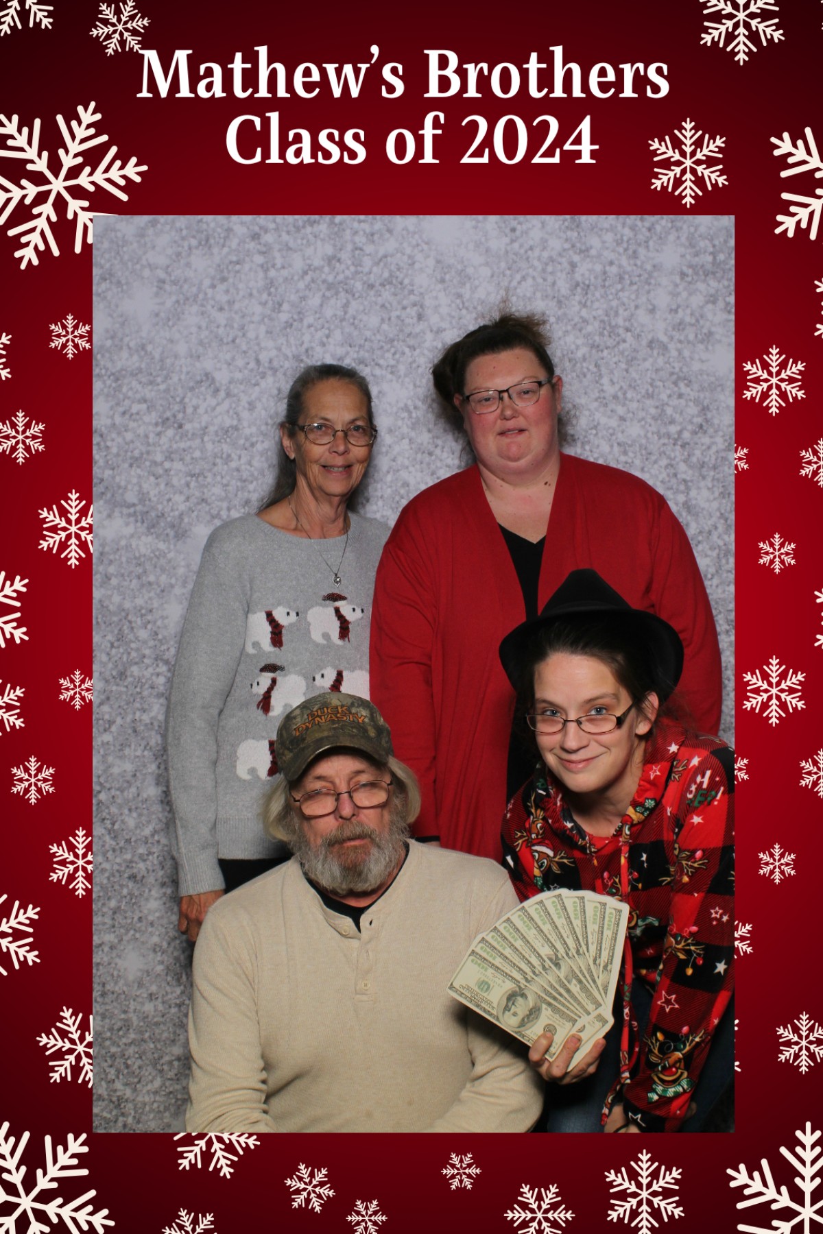 Mathew's Brothers Holiday Party | View more photos from the event at gallery.mainemagicmirror.com/u/MaineMagicMirror/Mathews-Brothers-Holiday-Party