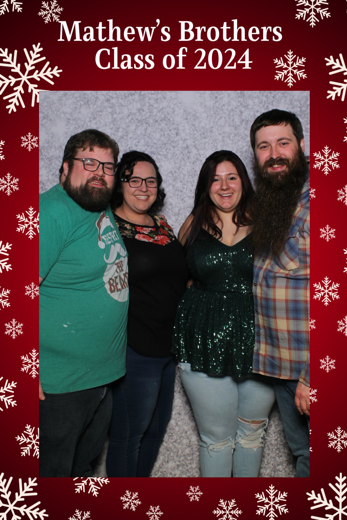 Mathew's Brothers Holiday Party | View more photos from the event at gallery.mainemagicmirror.com/u/MaineMagicMirror/Mathews-Brothers-Holiday-Party