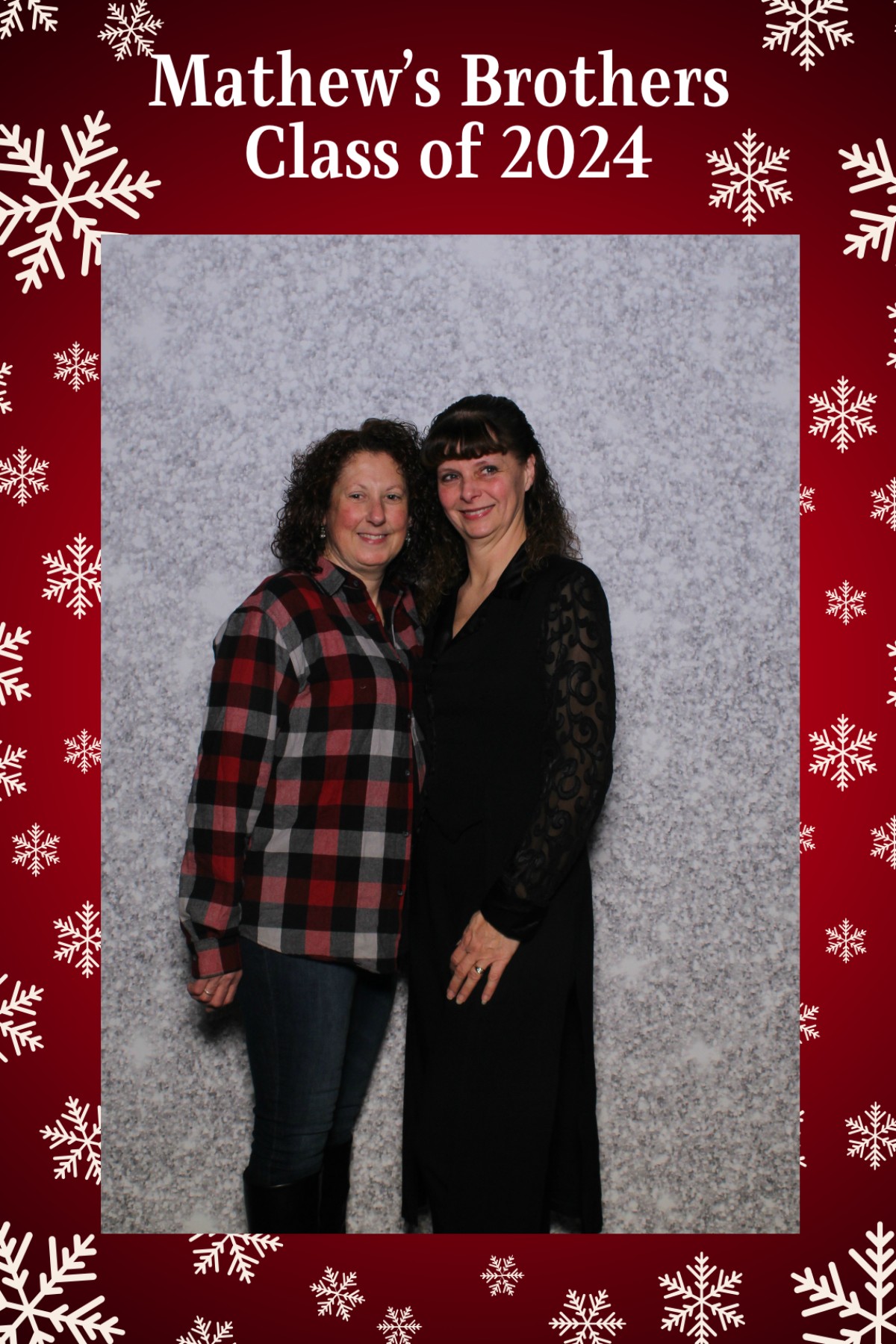 Mathew's Brothers Holiday Party | View more photos from the event at gallery.mainemagicmirror.com/u/MaineMagicMirror/Mathews-Brothers-Holiday-Party