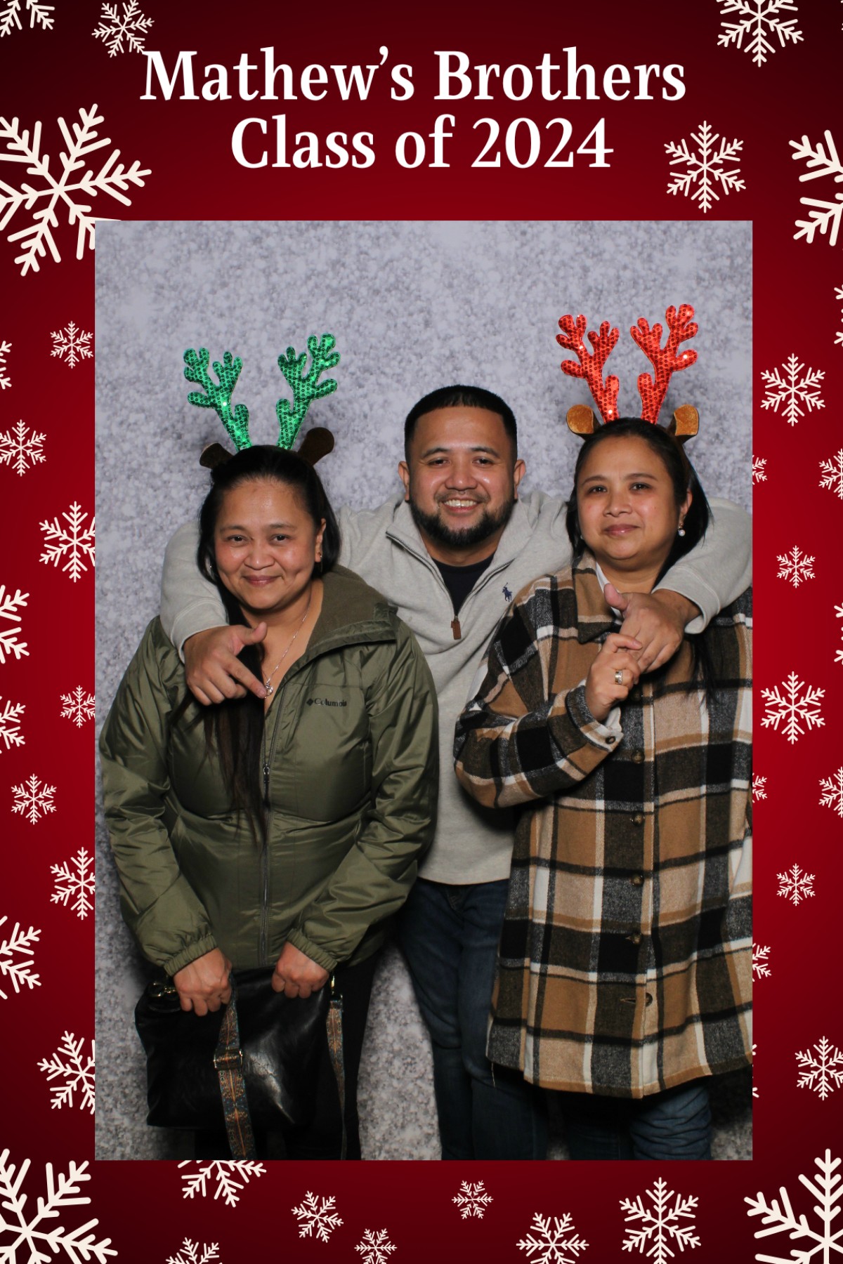 Mathew's Brothers Holiday Party | View more photos from the event at gallery.mainemagicmirror.com/u/MaineMagicMirror/Mathews-Brothers-Holiday-Party