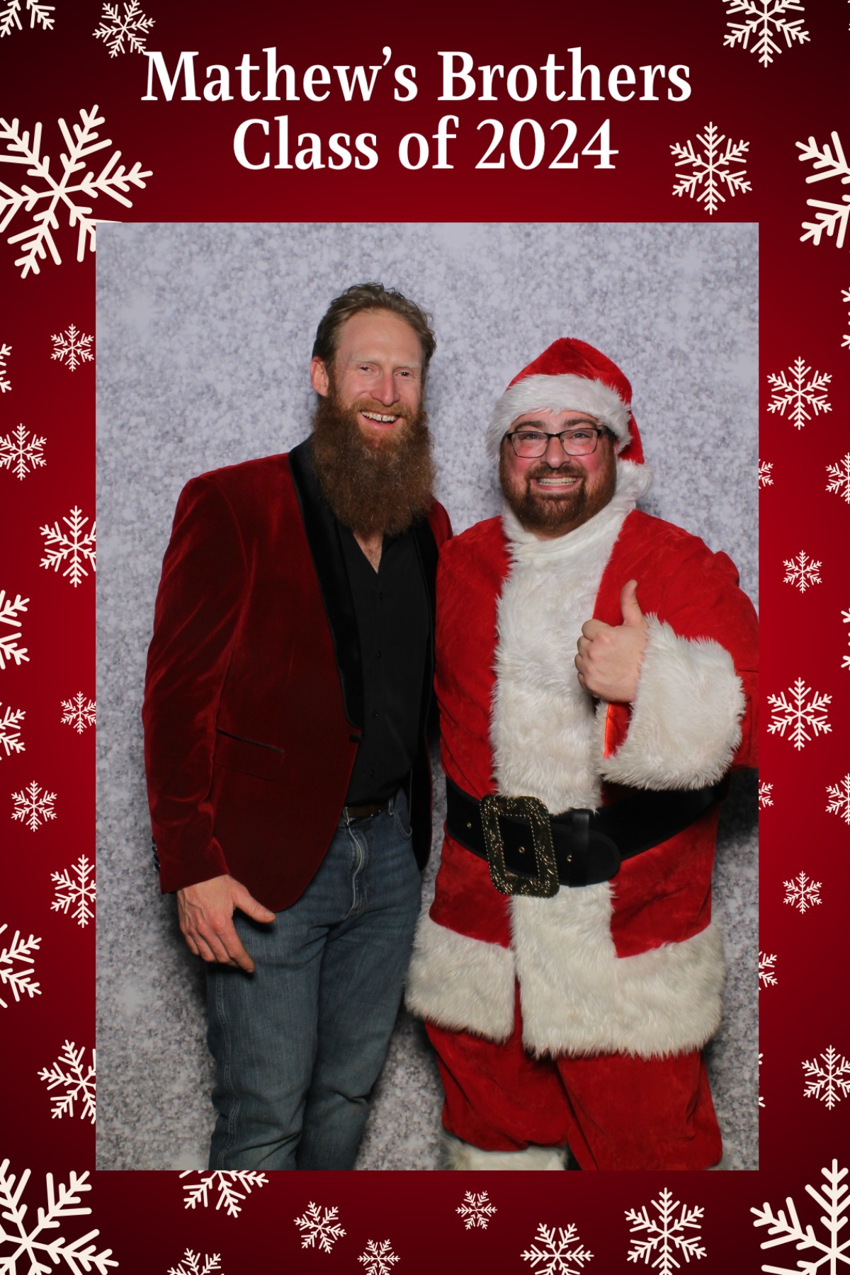 Mathew's Brothers Holiday Party | View more photos from the event at gallery.mainemagicmirror.com/u/MaineMagicMirror/Mathews-Brothers-Holiday-Party