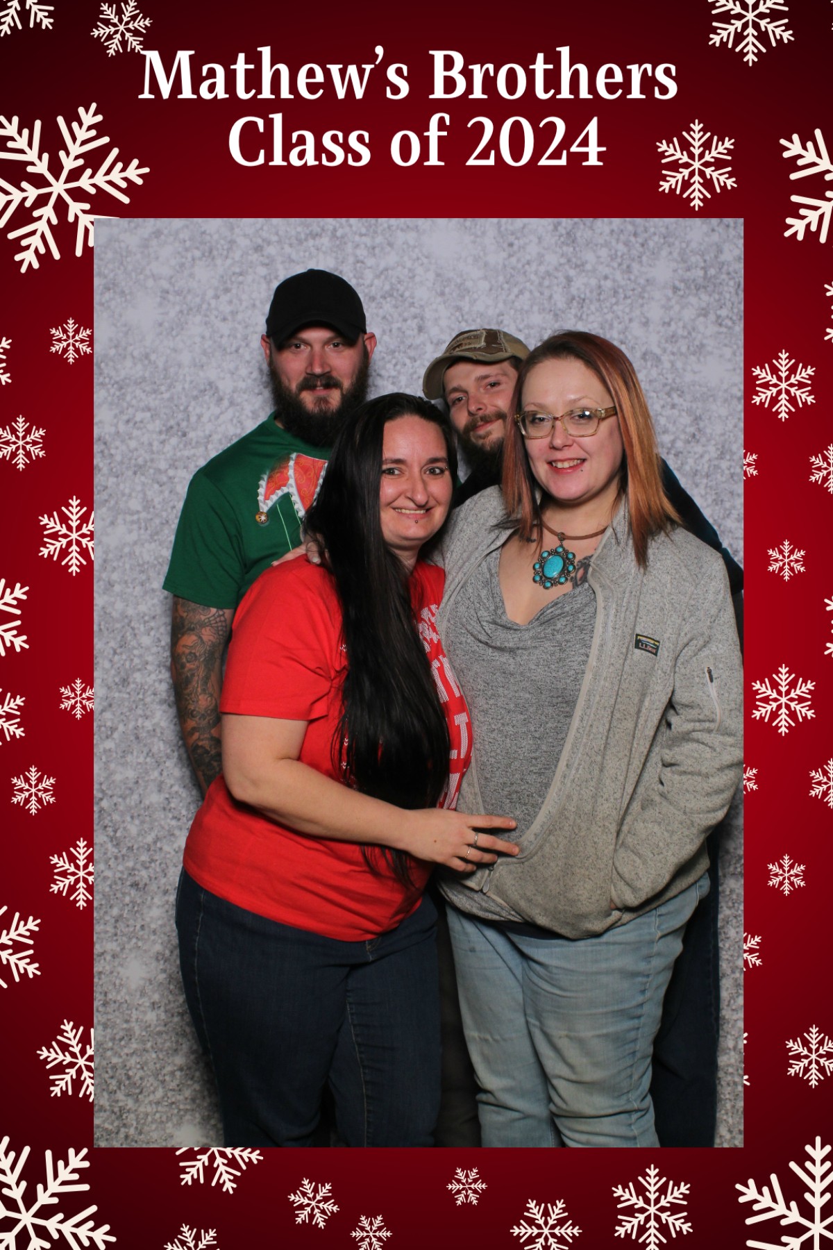 Mathew's Brothers Holiday Party | View more photos from the event at gallery.mainemagicmirror.com/u/MaineMagicMirror/Mathews-Brothers-Holiday-Party