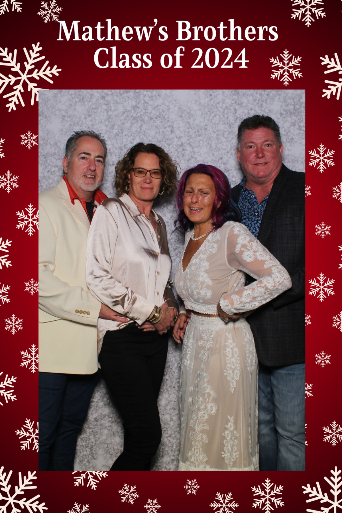 Mathew's Brothers Holiday Party | View more photos from the event at gallery.mainemagicmirror.com/u/MaineMagicMirror/Mathews-Brothers-Holiday-Party