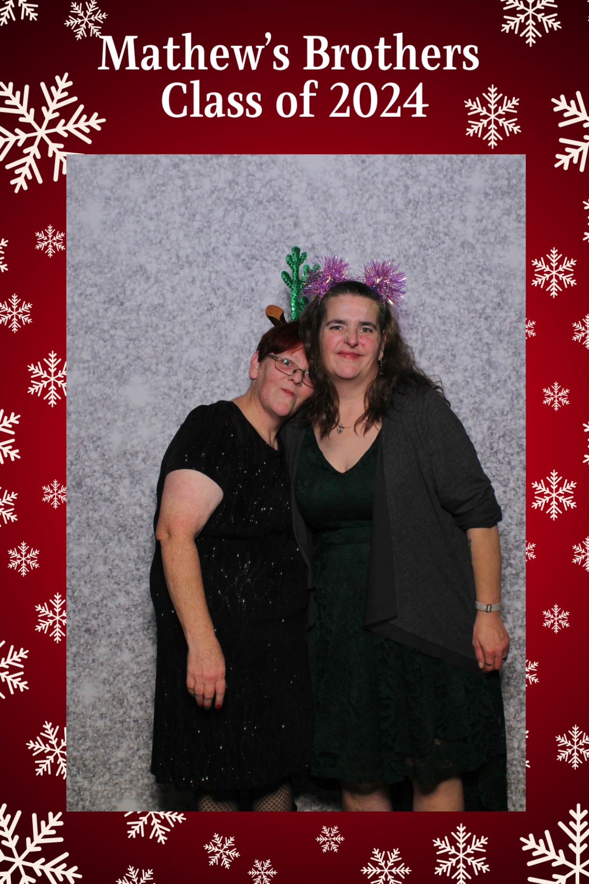 Mathew's Brothers Holiday Party | View more photos from the event at gallery.mainemagicmirror.com/u/MaineMagicMirror/Mathews-Brothers-Holiday-Party