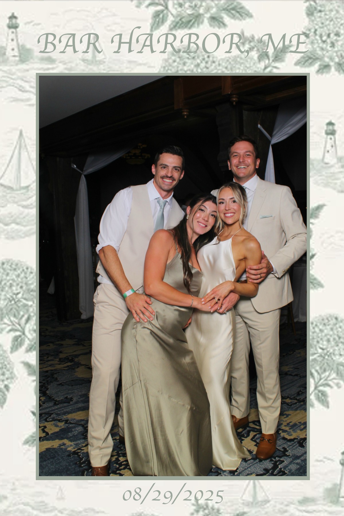 Bar Harbor Wedding | View more photos from the event at gallery.mainemagicmirror.com/u/MaineMagicMirror/Bar-Harbor-Wedding
