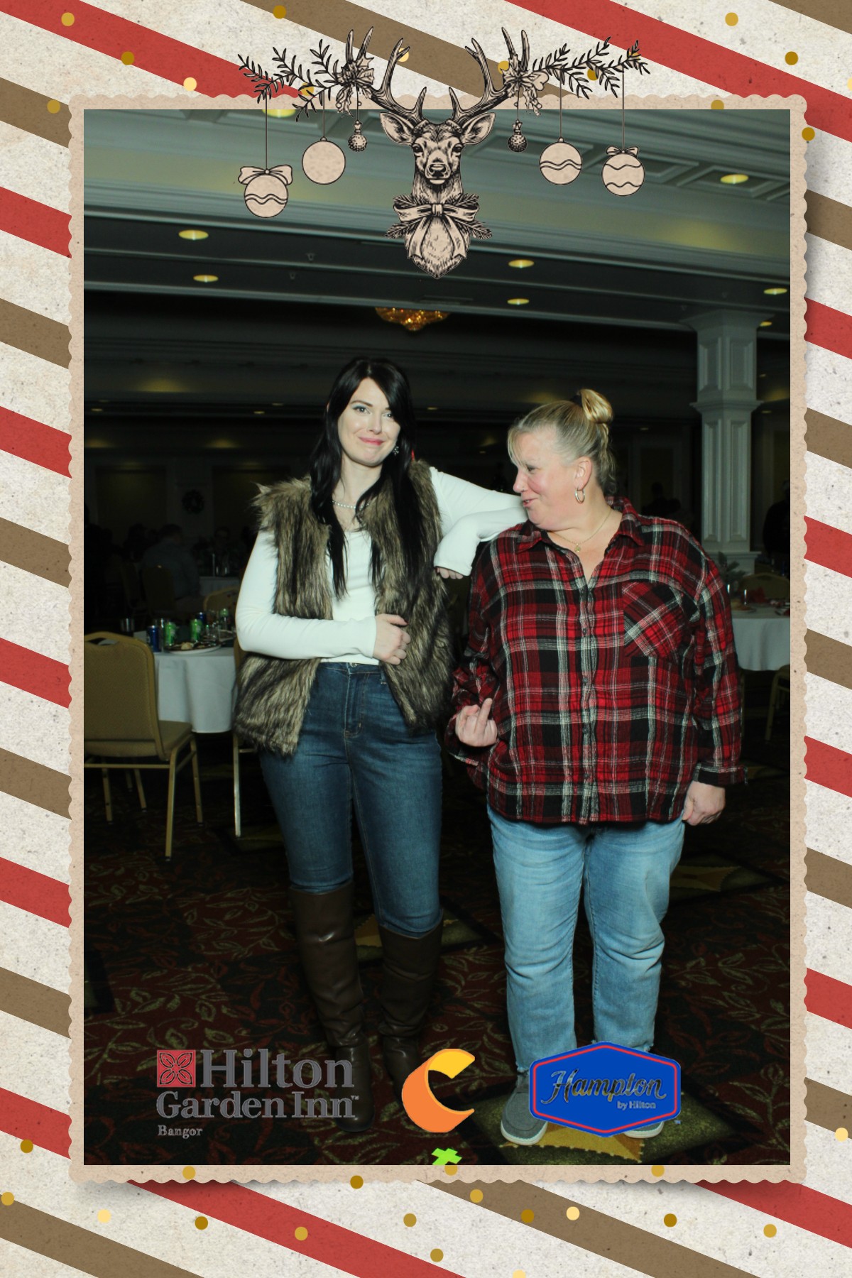 Hilton Garden Inn, Hampton Inn, Comfort Inn Holiday 2025 | View more photos from the event at gallery.mainemagicmirror.com/u/MaineMagicMirror/Hilton-Garden-Inn-Hampton-Inn-Comfort-Inn-Holiday-2025