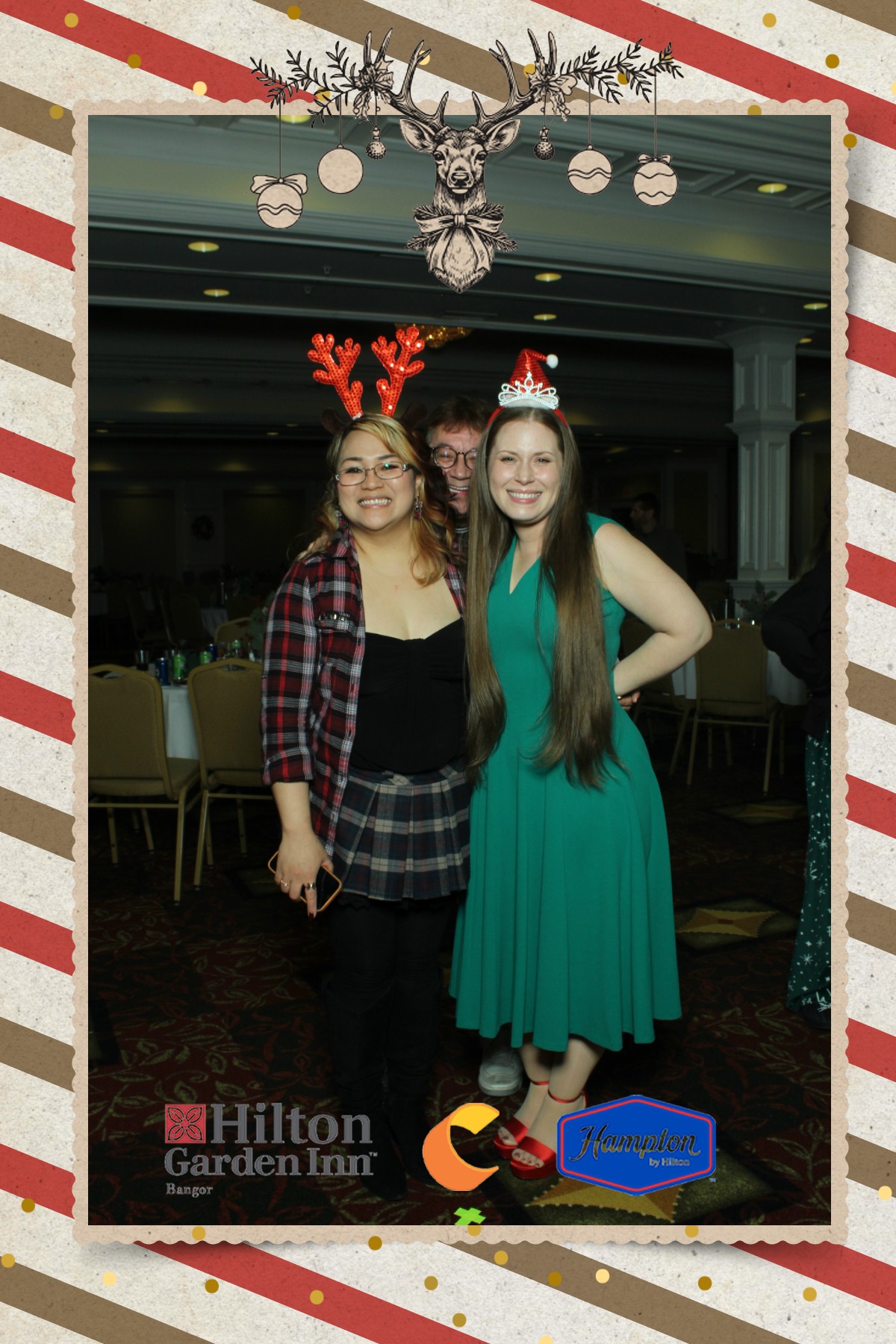 Hilton Garden Inn, Hampton Inn, Comfort Inn Holiday 2025 | View more photos from the event at gallery.mainemagicmirror.com/u/MaineMagicMirror/Hilton-Garden-Inn-Hampton-Inn-Comfort-Inn-Holiday-2025