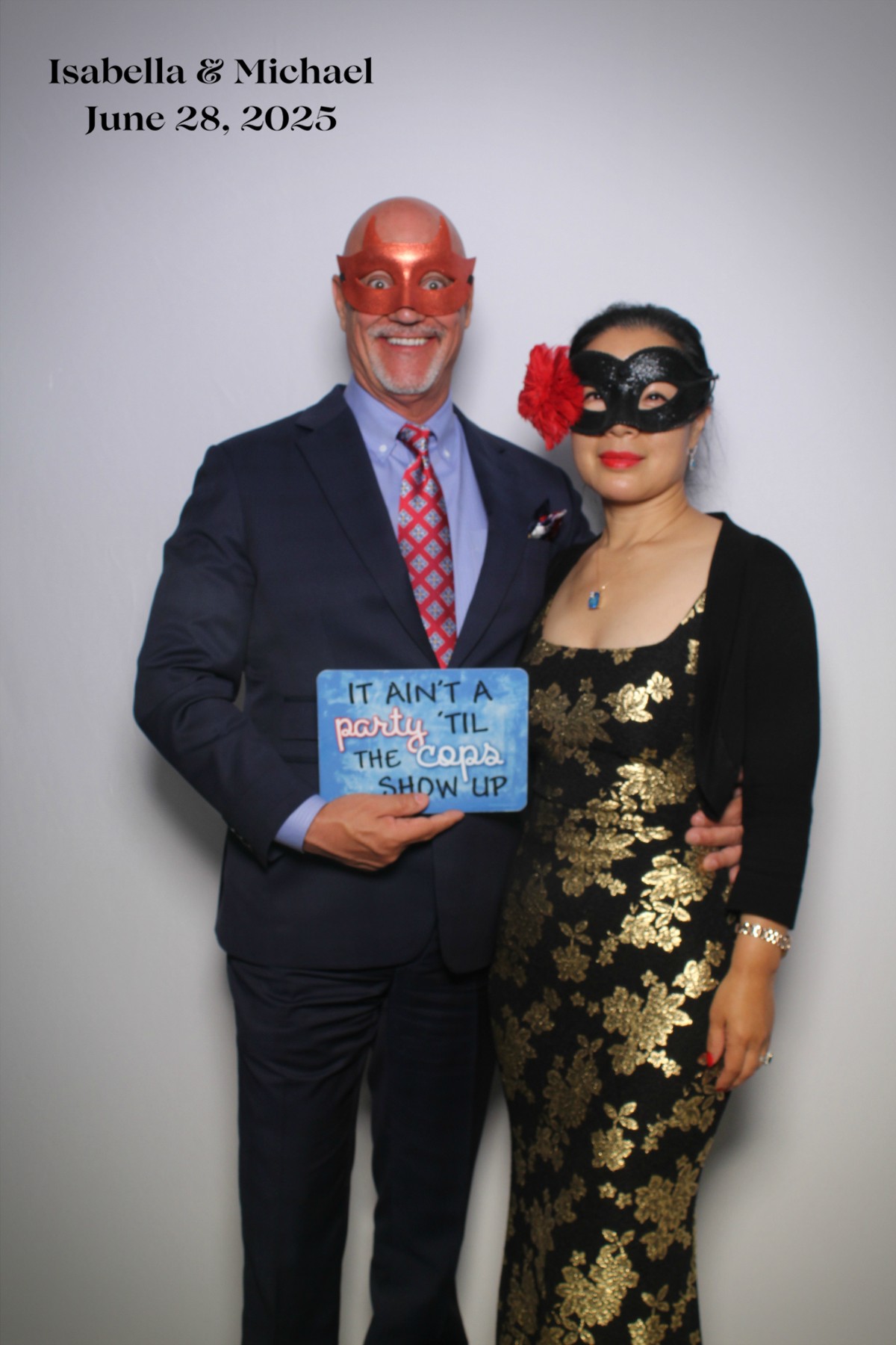 Isabella & Michael | View more photos from the event at gallery.mainemagicmirror.com/u/MaineMagicMirror/Isabella-Michael