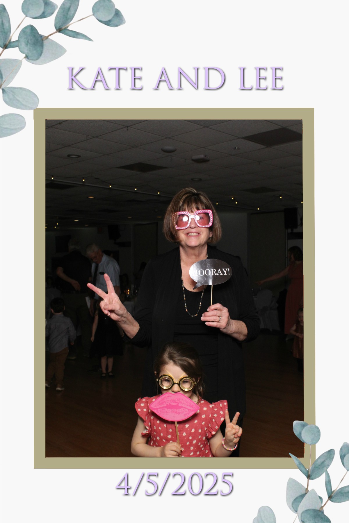 Kate and Lee | View more photos from the event at gallery.mainemagicmirror.com/u/MaineMagicMirror/Kate-and-Lee