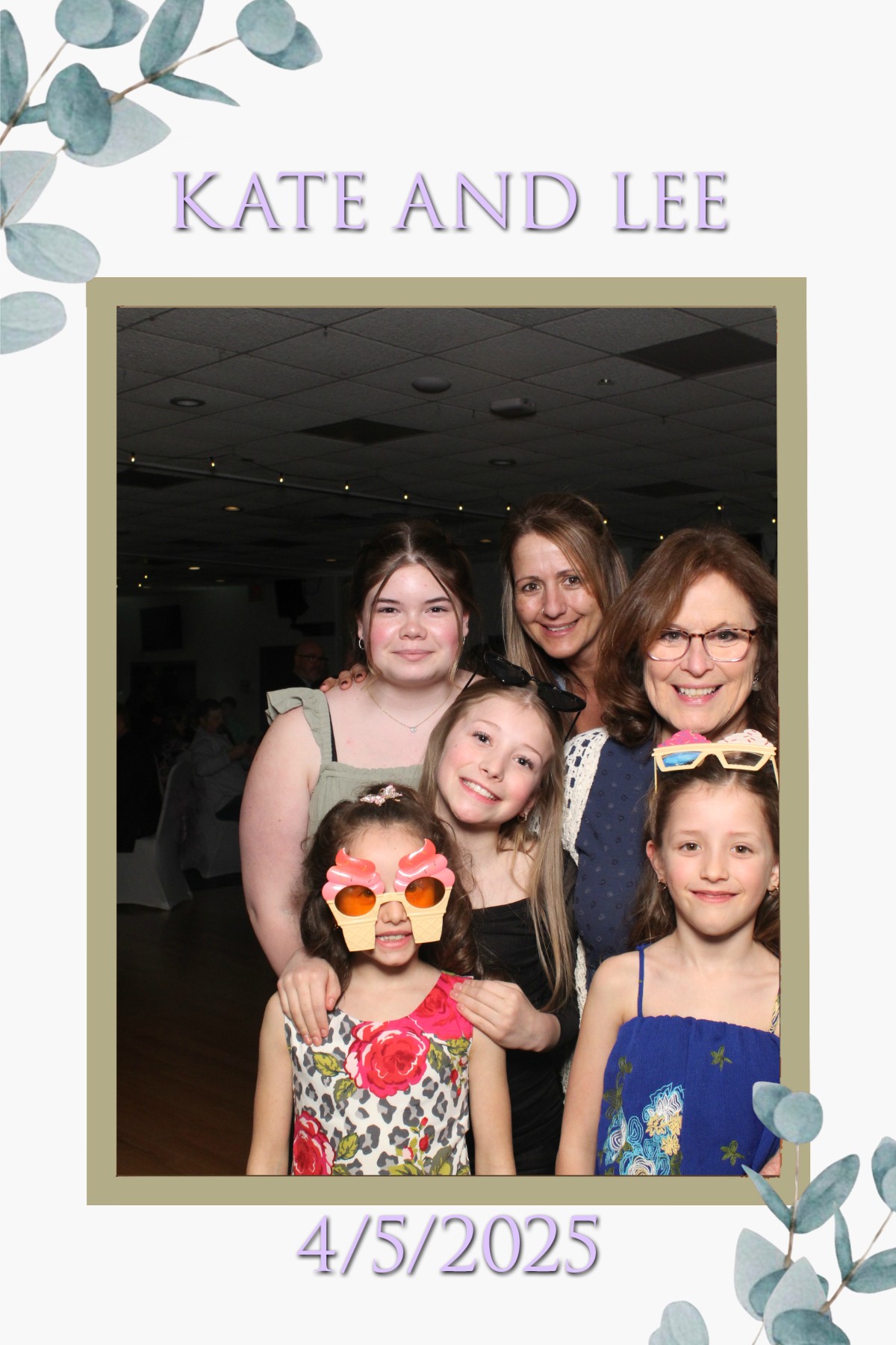 Kate and Lee | View more photos from the event at gallery.mainemagicmirror.com/u/MaineMagicMirror/Kate-and-Lee