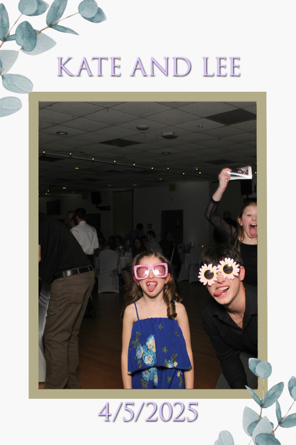 Kate and Lee | View more photos from the event at gallery.mainemagicmirror.com/u/MaineMagicMirror/Kate-and-Lee