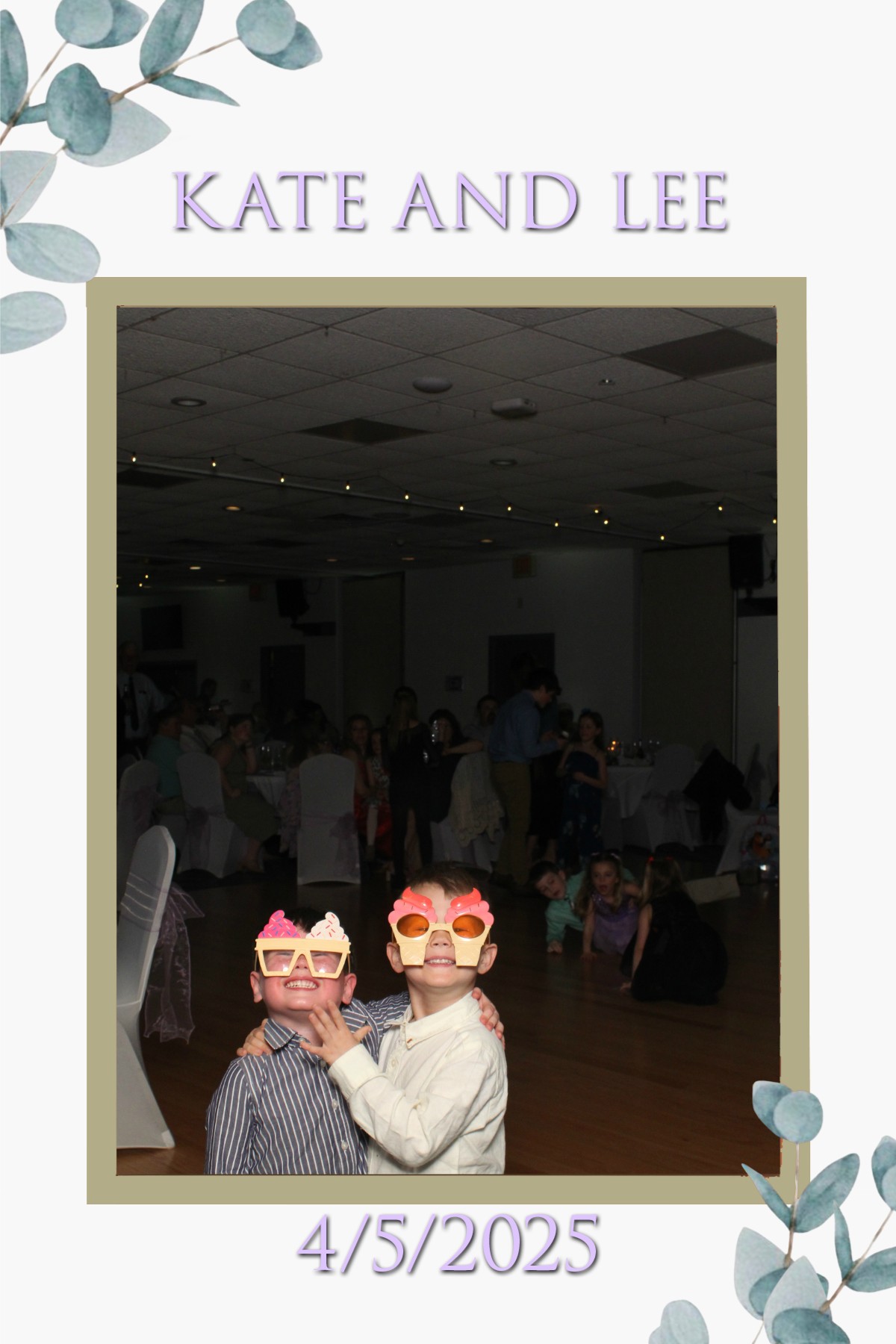 Kate and Lee | View more photos from the event at gallery.mainemagicmirror.com/u/MaineMagicMirror/Kate-and-Lee