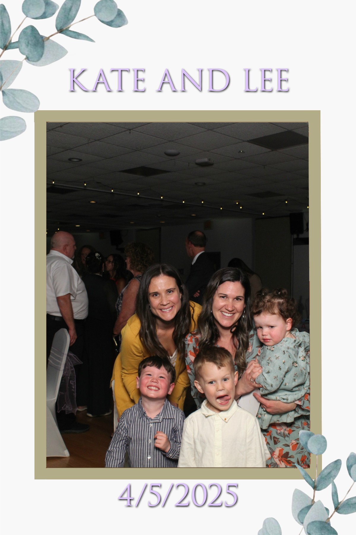 Kate and Lee | View more photos from the event at gallery.mainemagicmirror.com/u/MaineMagicMirror/Kate-and-Lee