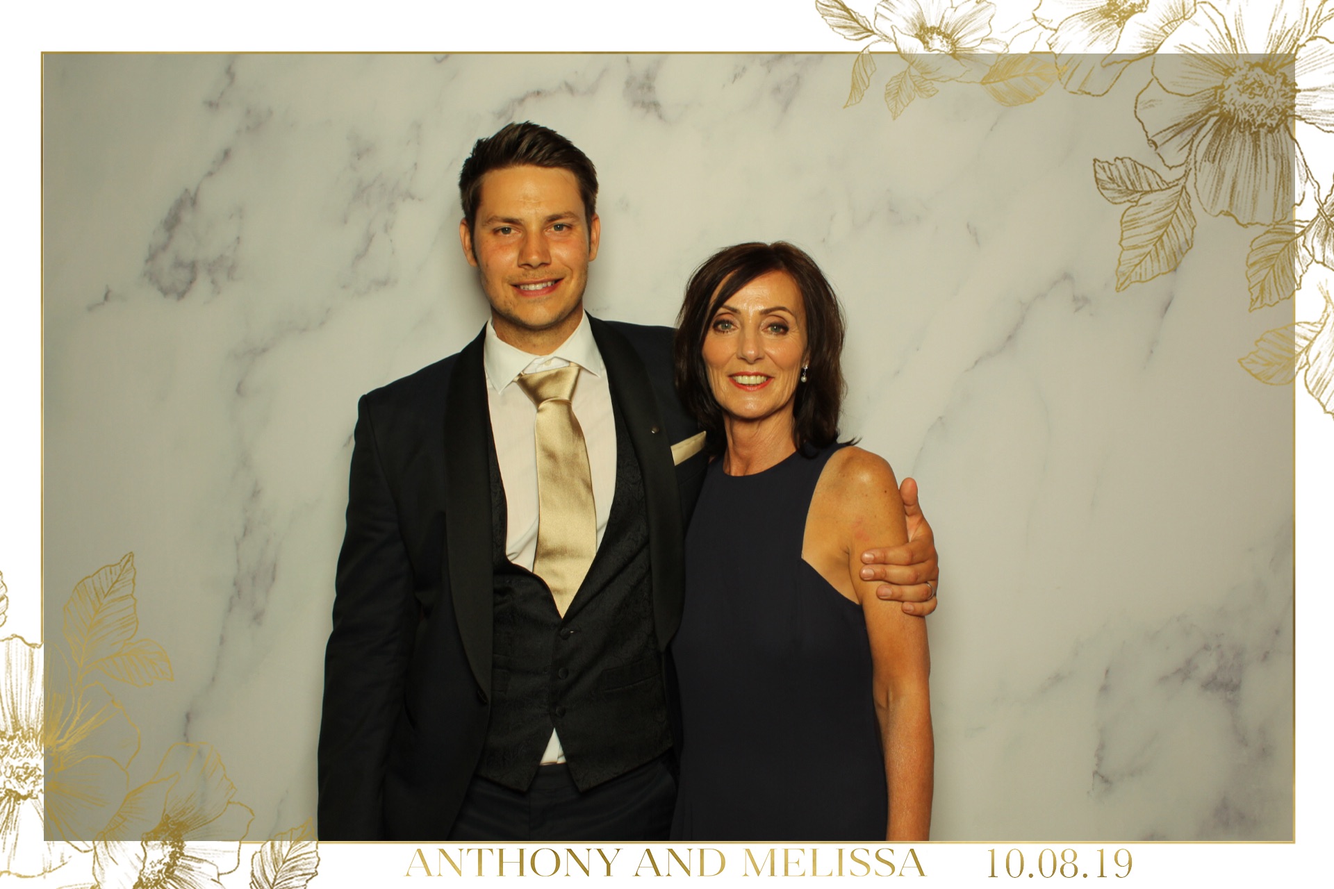 Melissa & Anthony’s Wedding | View more photos from the event at images.mobile-photo-booth.com/u/MobilePhotoBoothUK/Melissa-Anthony’s-Wedding