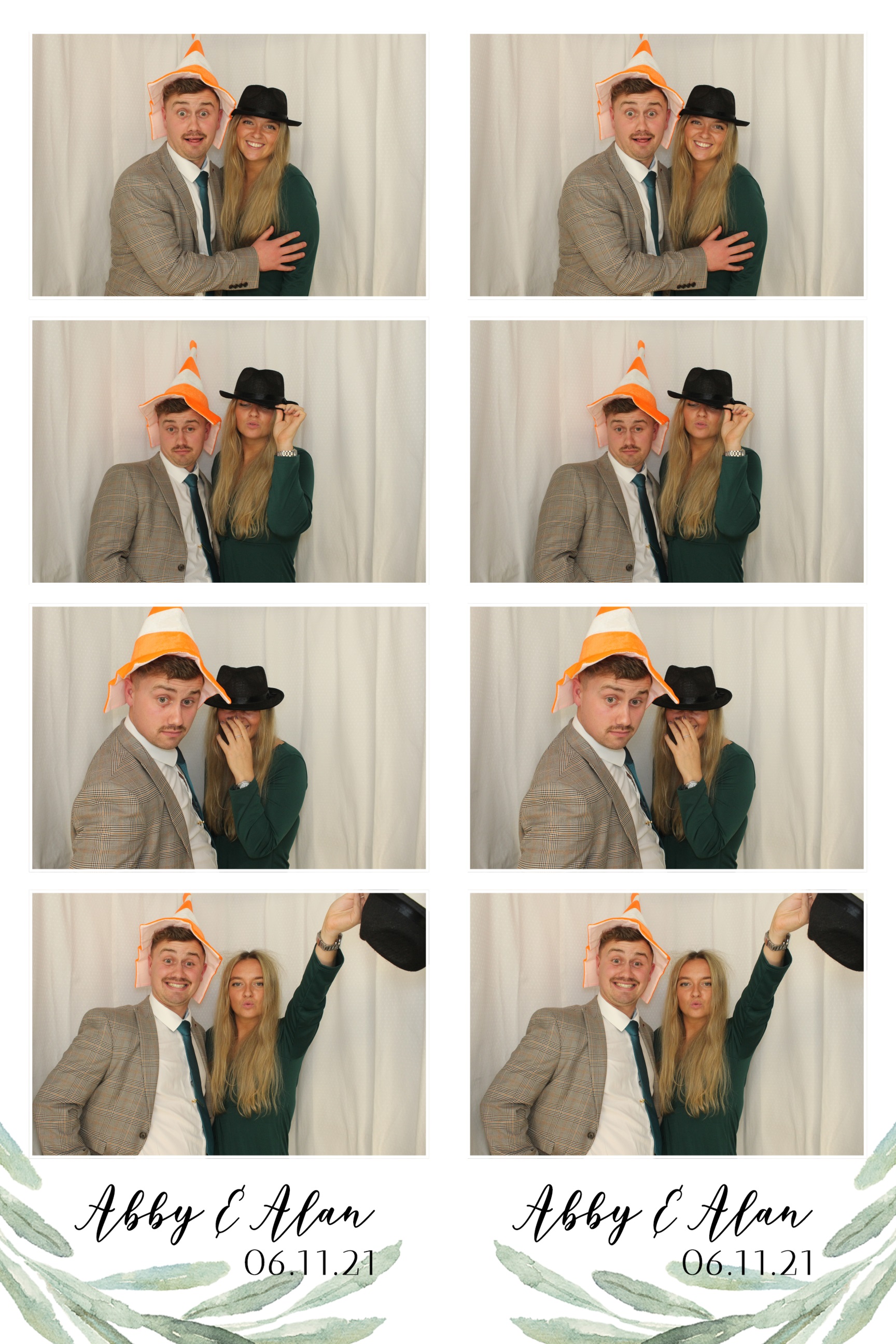 Abby & Alan | View more photos from the event at images.mobile-photo-booth.com/u/MobilePhotoBoothUK/Abby-Alan