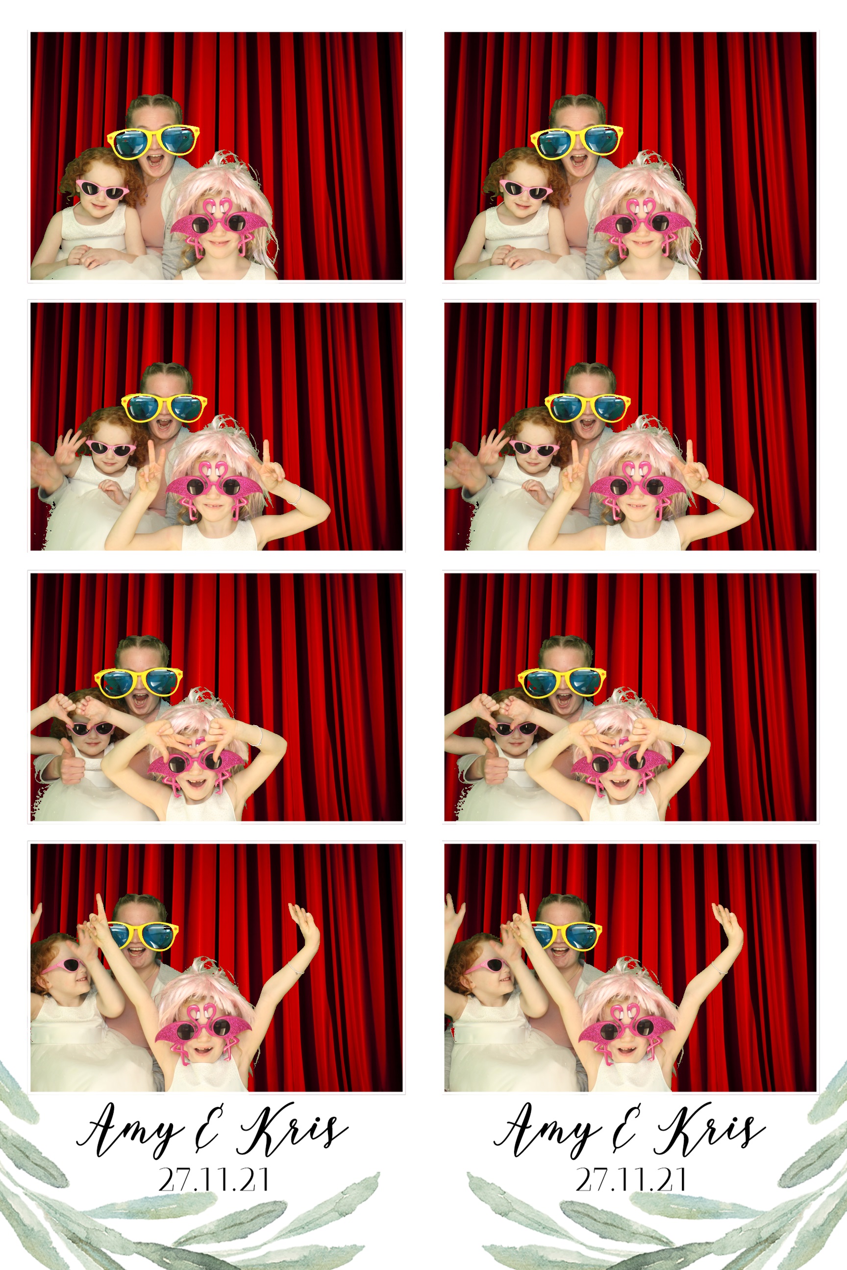 Amy & Kris | View more photos from the event at images.mobile-photo-booth.com/u/MobilePhotoBoothUK/Amy-Kris