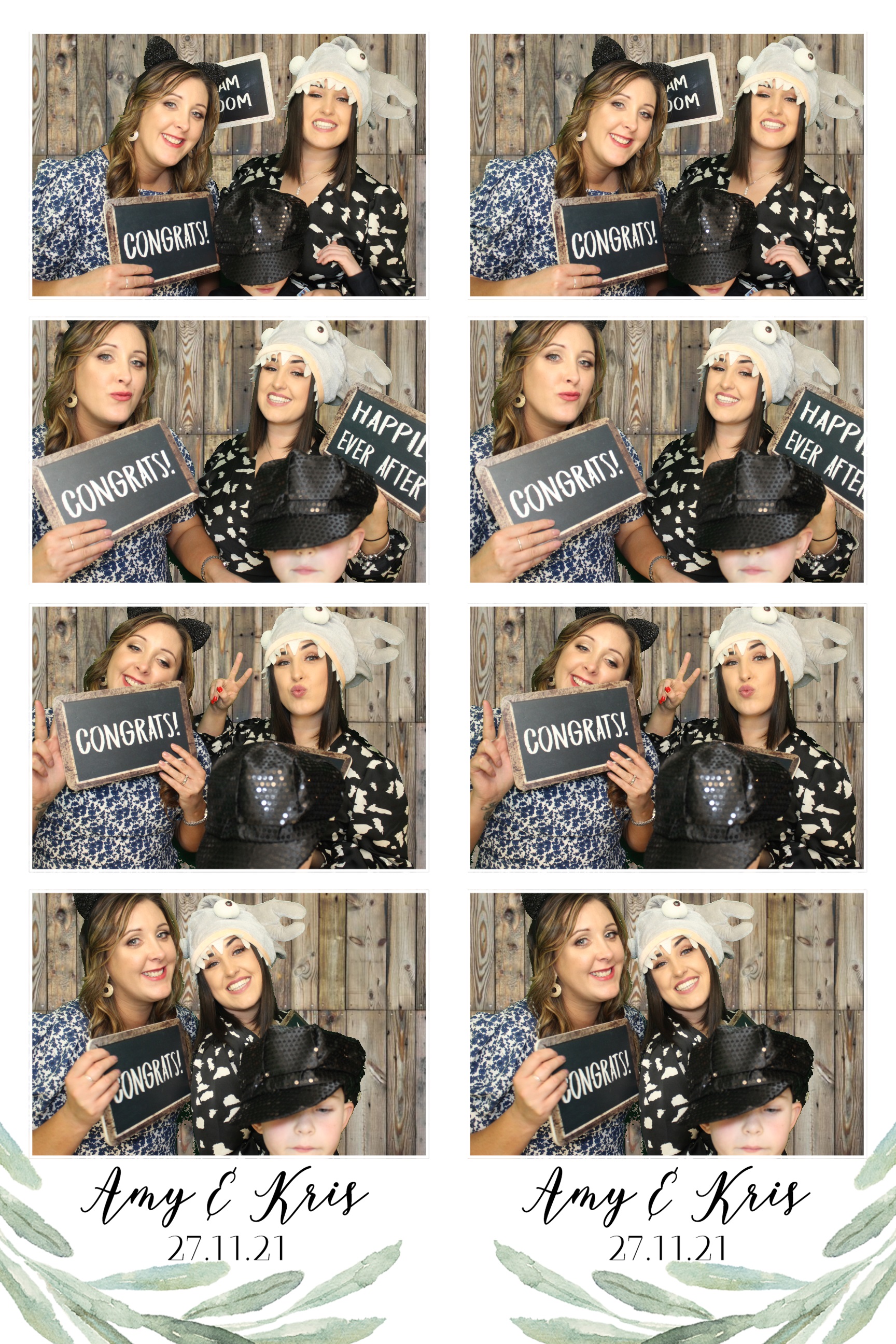 Amy & Kris | View more photos from the event at images.mobile-photo-booth.com/u/MobilePhotoBoothUK/Amy-Kris