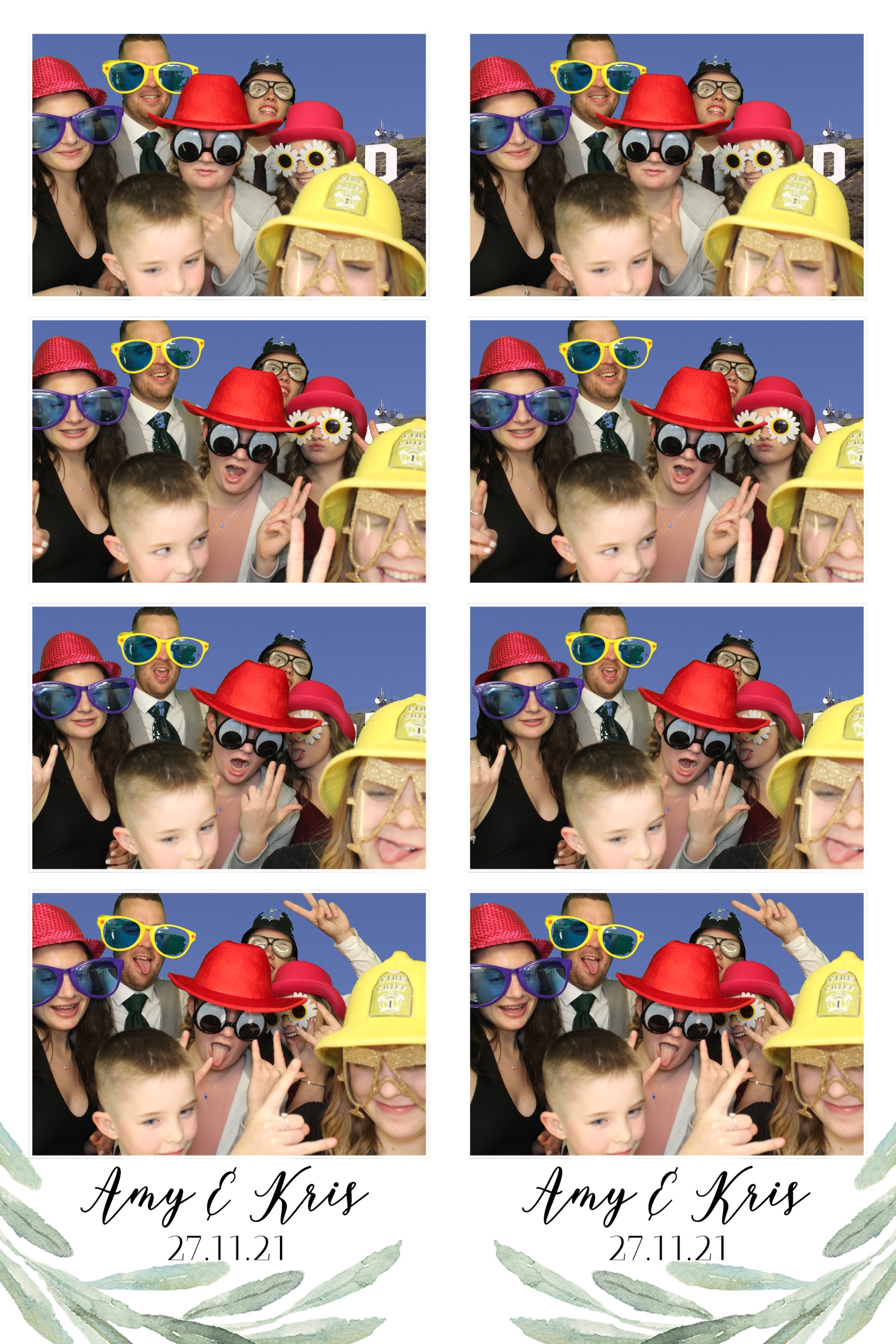 Amy & Kris | View more photos from the event at images.mobile-photo-booth.com/u/MobilePhotoBoothUK/Amy-Kris