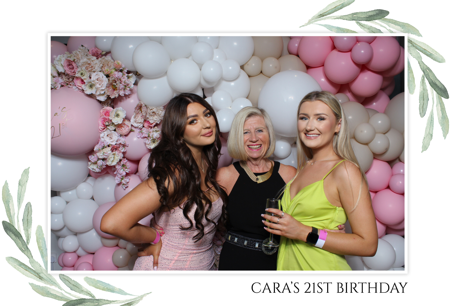 Cara's 21st | View more photos from the event at images.mobile-photo-booth.com/u/MobilePhotoBoothUK/Caras-21st