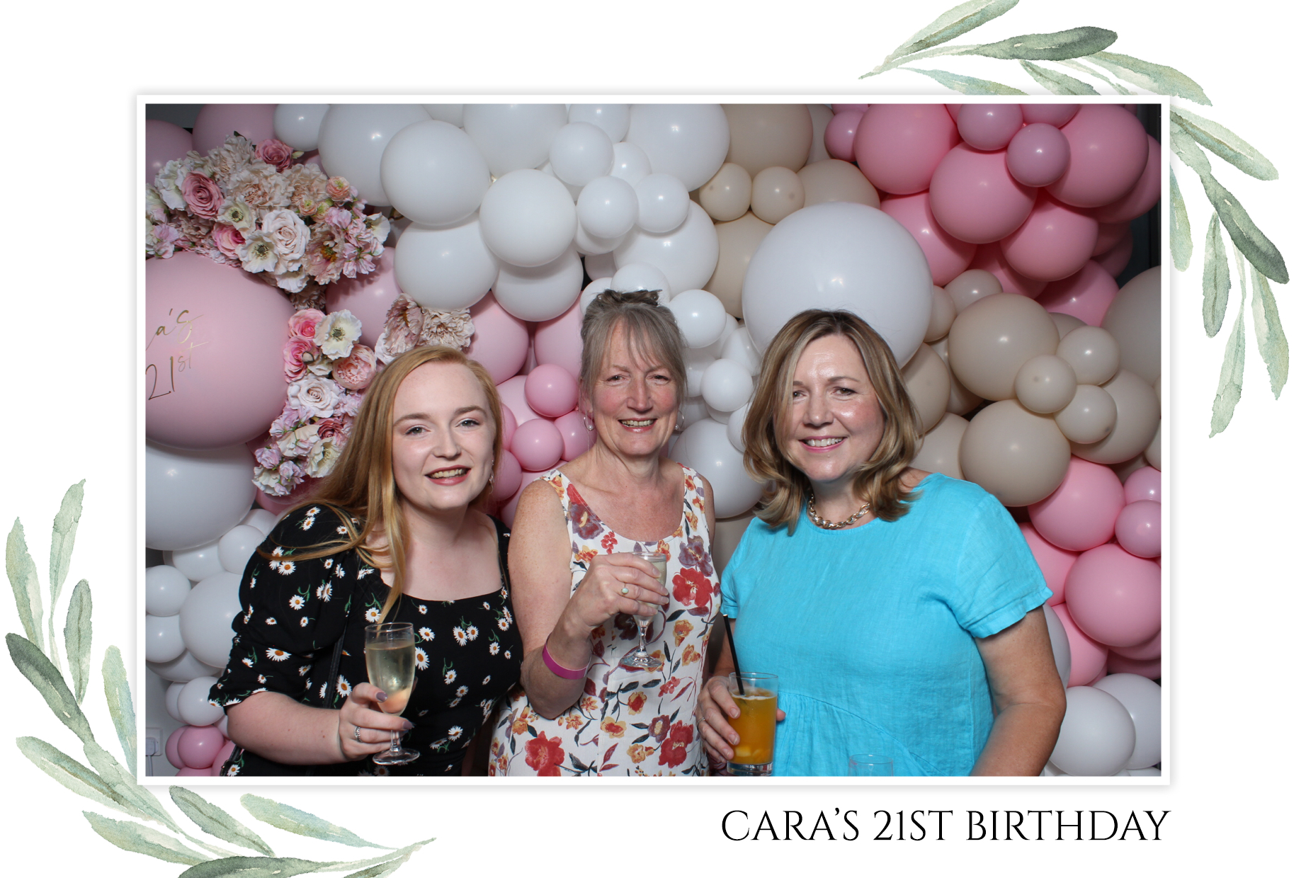 Cara's 21st | View more photos from the event at images.mobile-photo-booth.com/u/MobilePhotoBoothUK/Caras-21st
