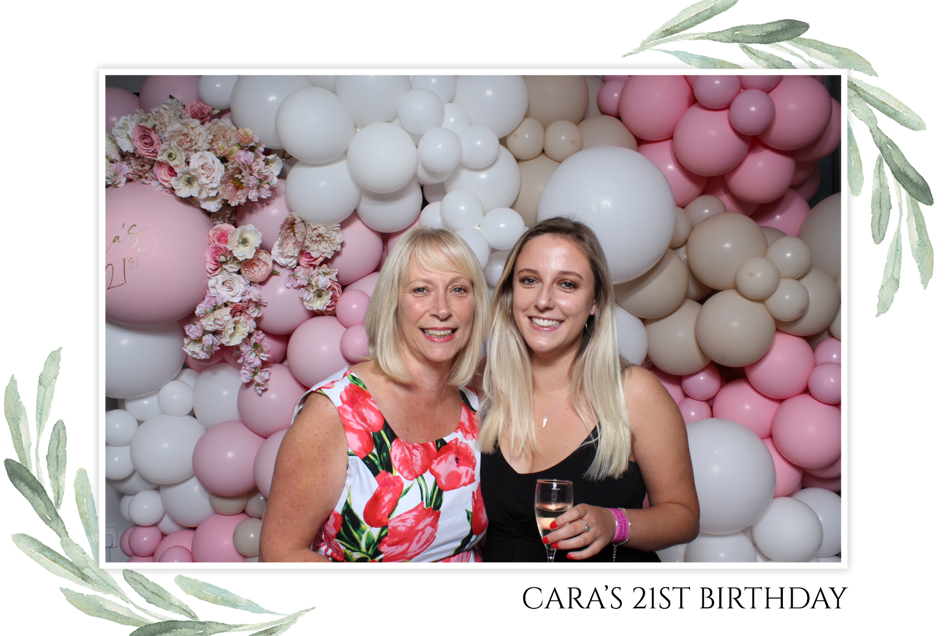 Cara's 21st | View more photos from the event at images.mobile-photo-booth.com/u/MobilePhotoBoothUK/Caras-21st