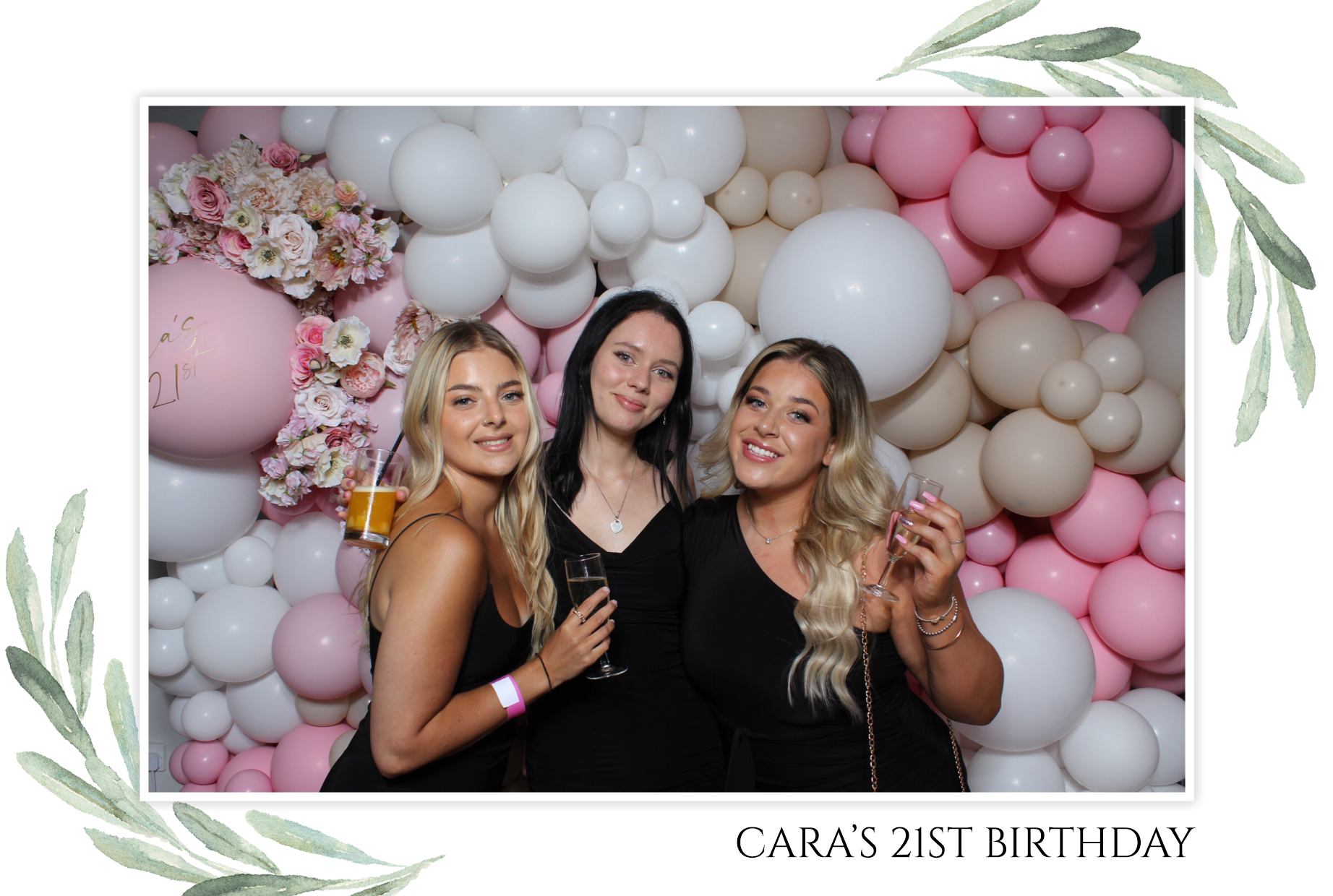 Cara's 21st | View more photos from the event at images.mobile-photo-booth.com/u/MobilePhotoBoothUK/Caras-21st